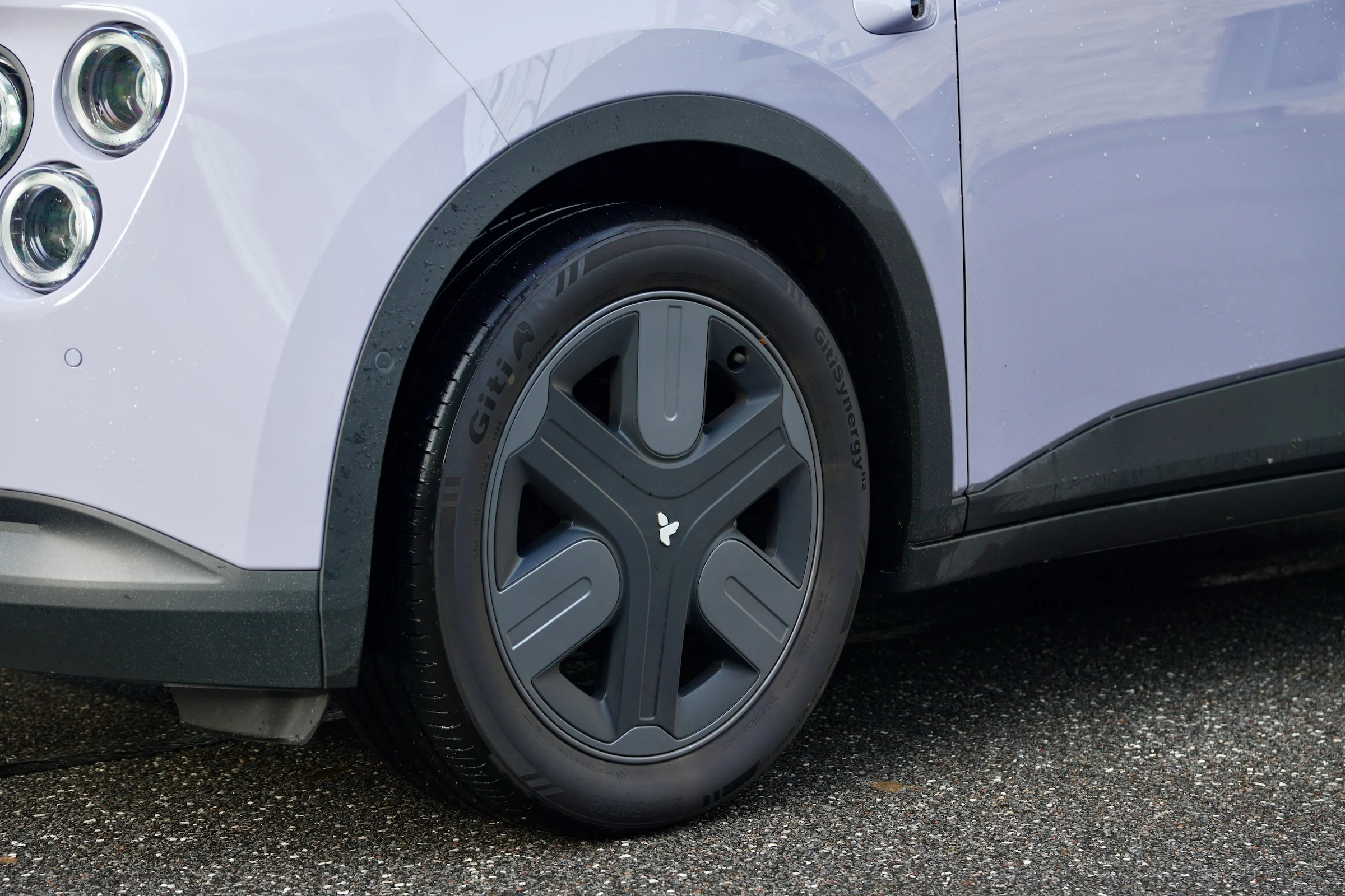 TEST Firefly MBB 600