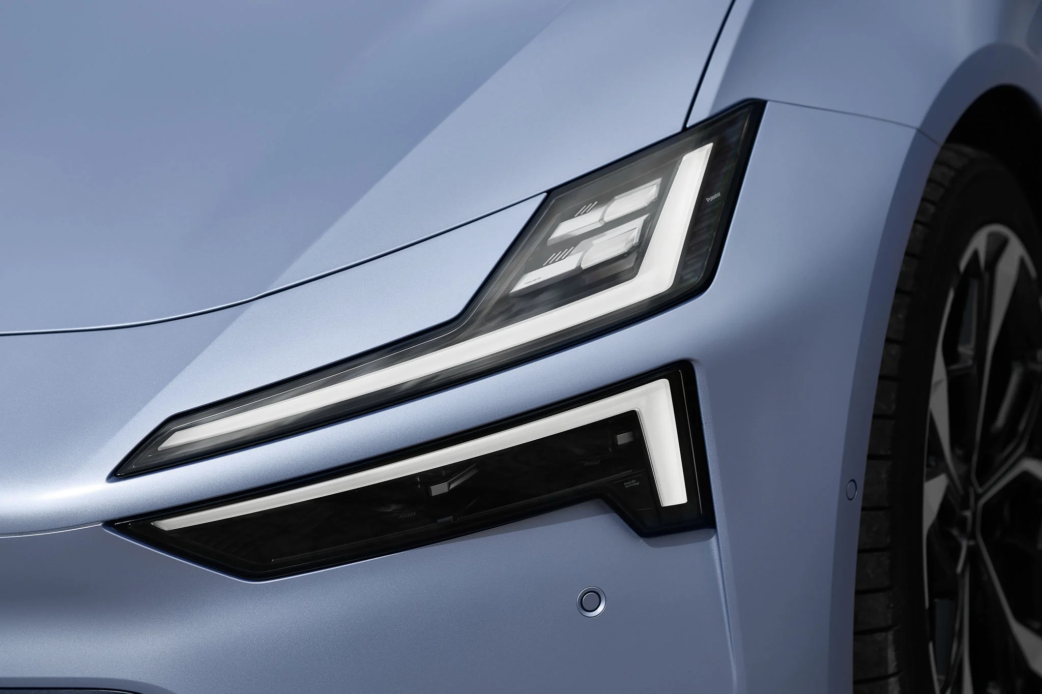 Polestar 4 SUV-8