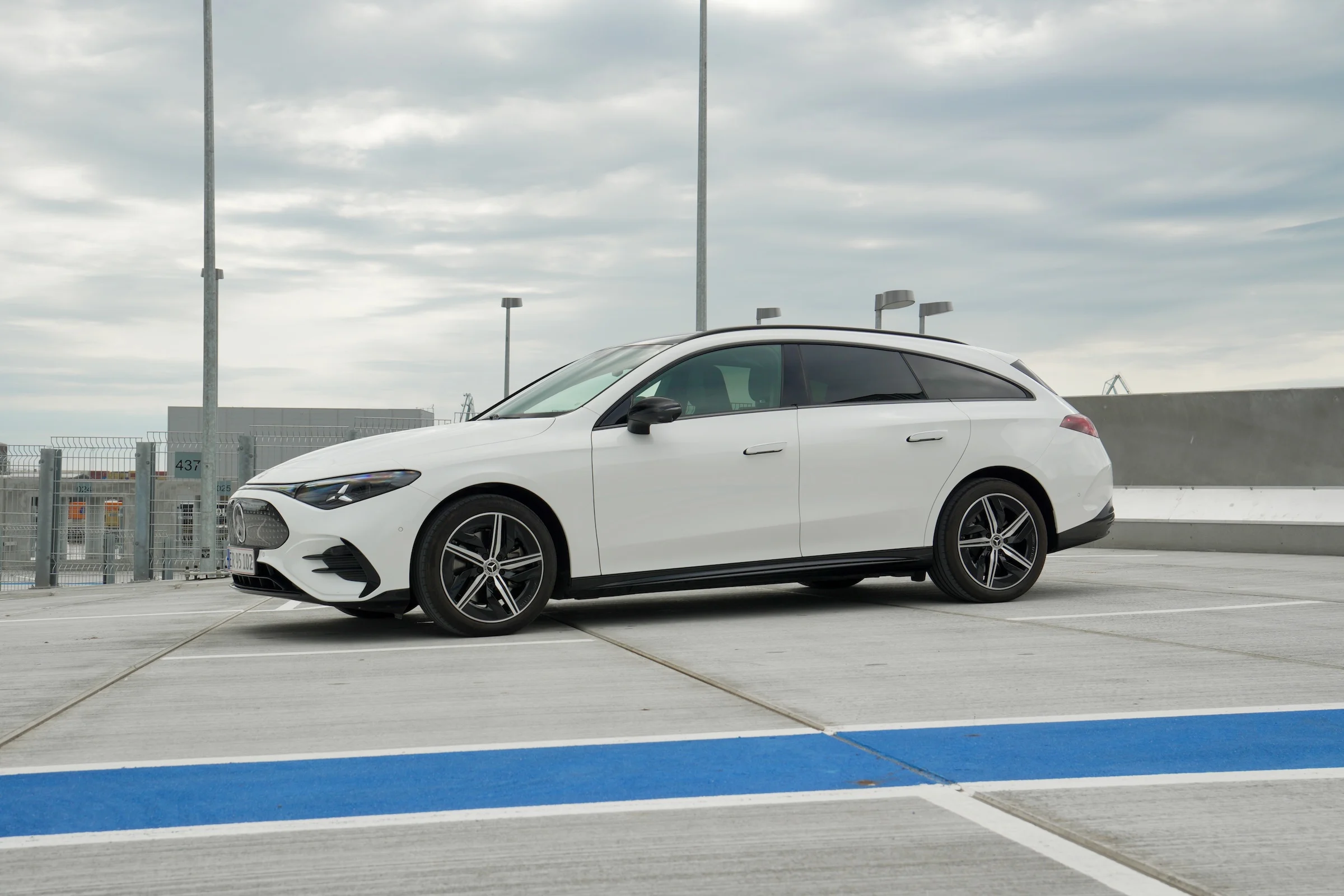 TEST Mercedes-Benz CLA 250+ Shooting Brake MBB 610