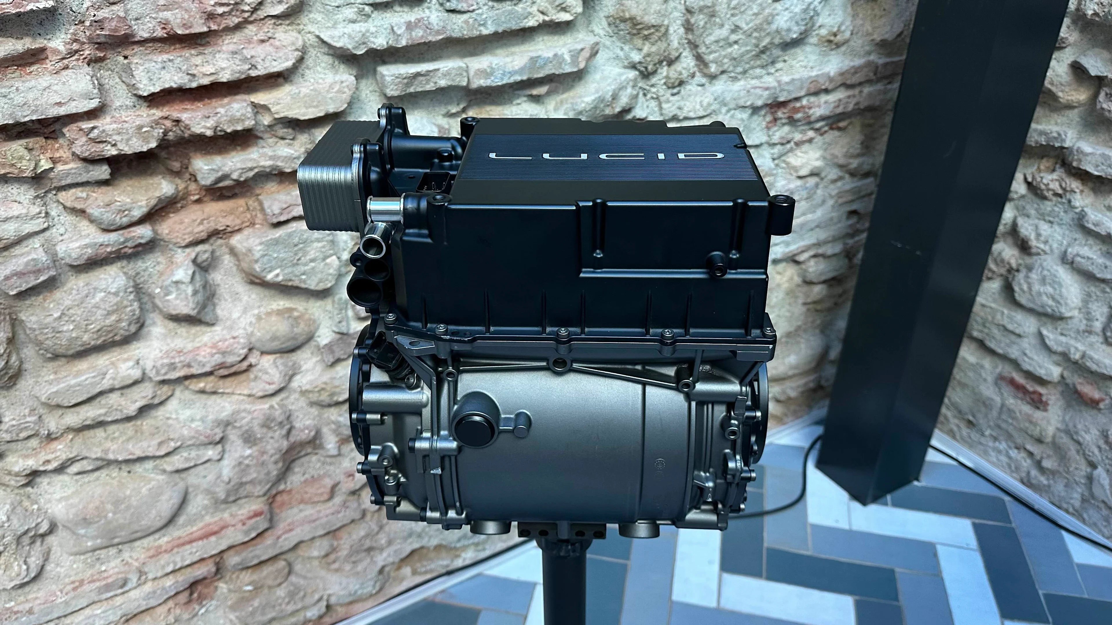 Lucid elmotor
