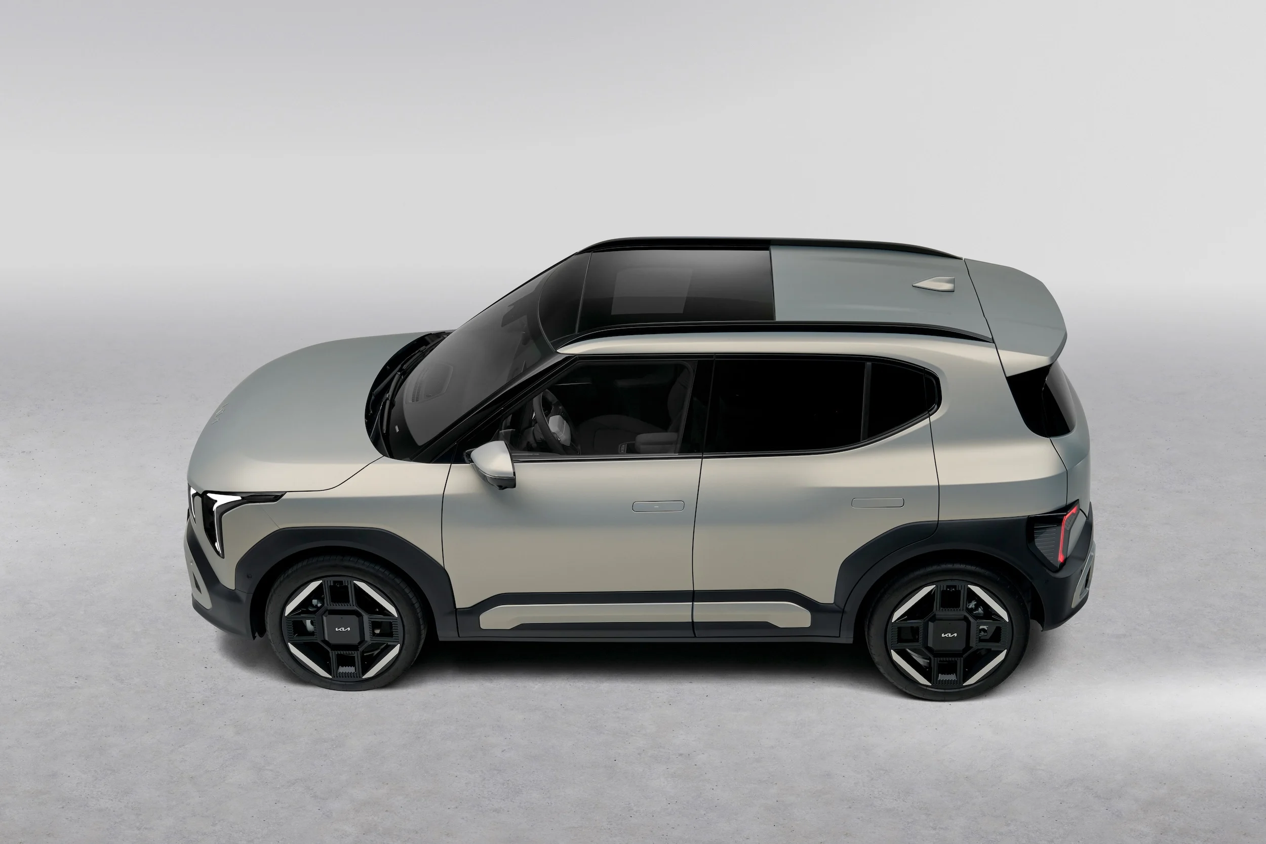 kia-ev2-gtline-ivory-silver-matt-static-highres-003