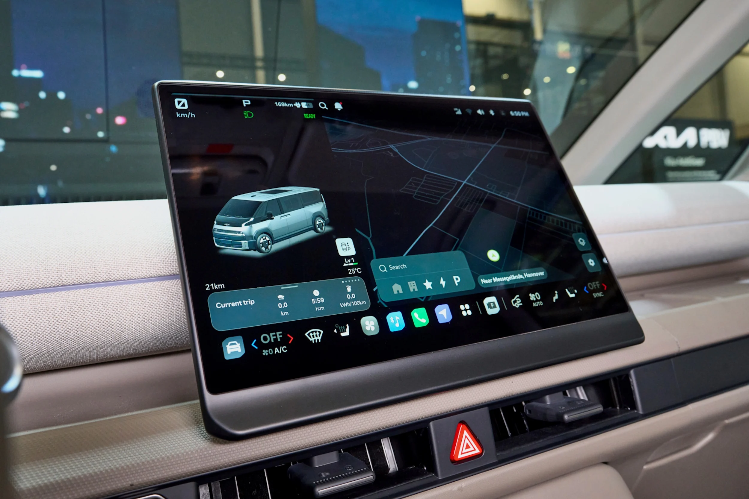 Kia-PV7-Passenger-Steelgrey-iaa-26-static-digital-1920x1080-044