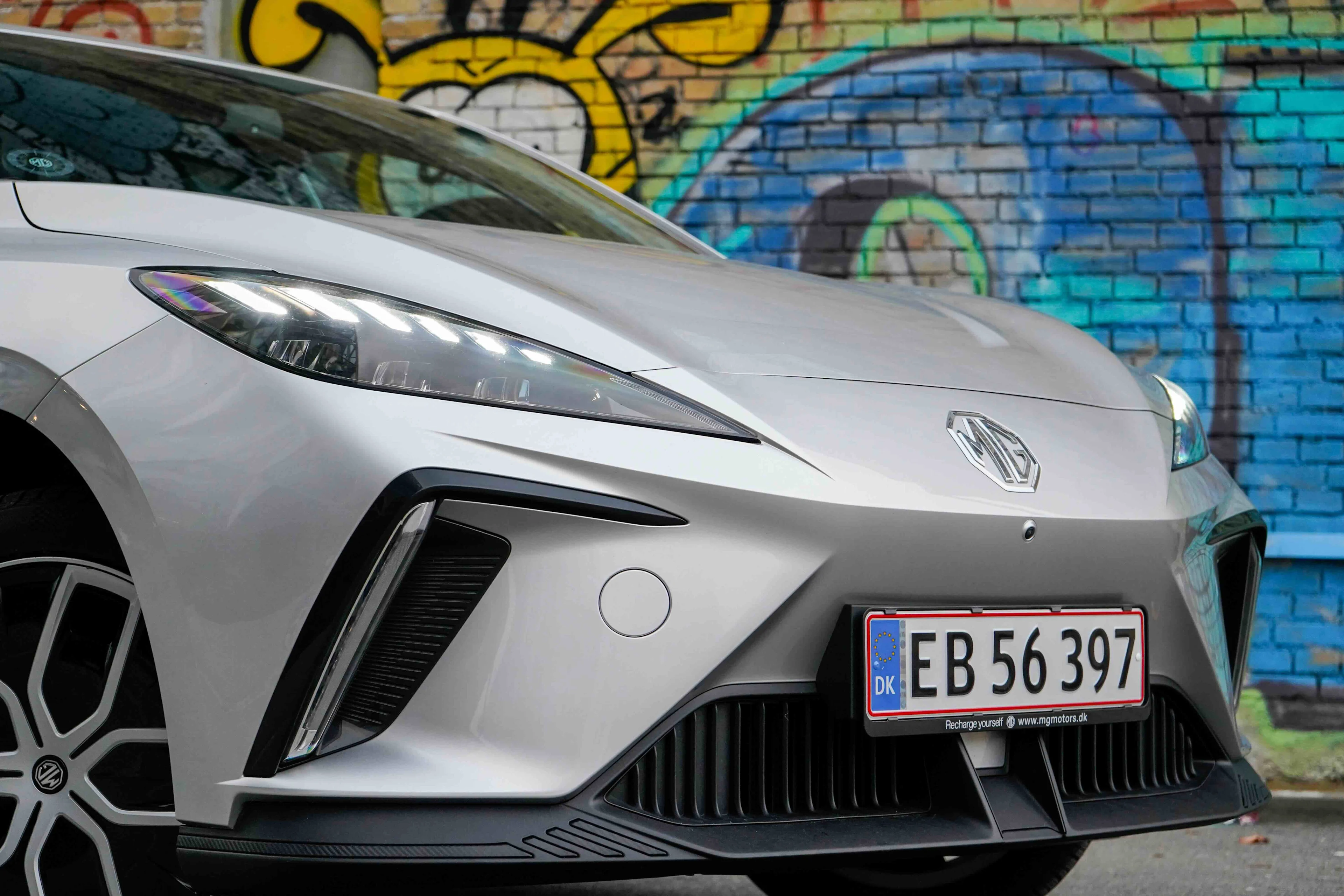 MG4 Extended Range-11