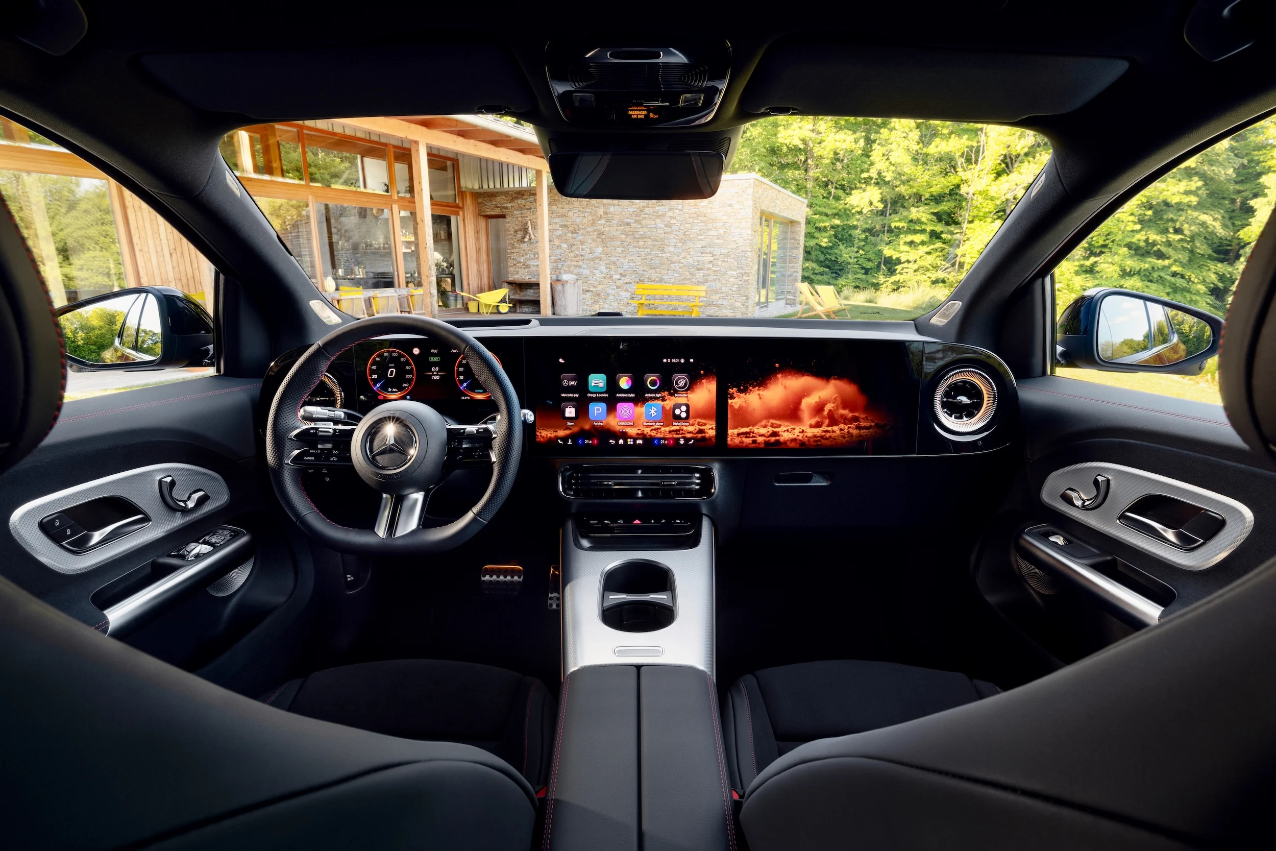 MB GLA 2026 0228 035