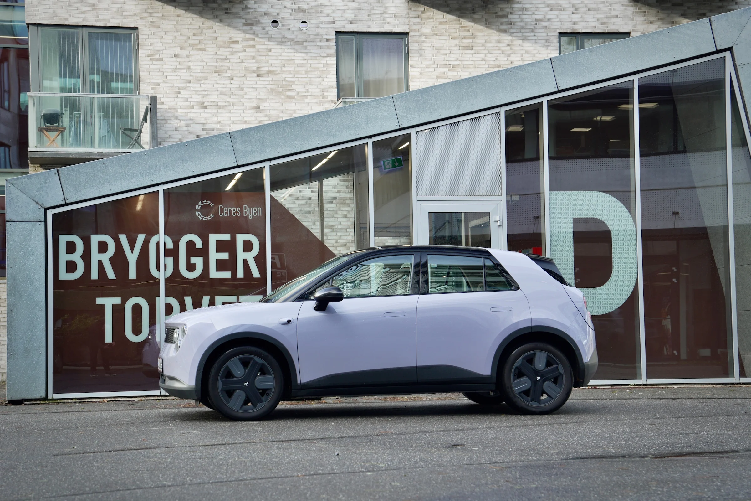 TEST Firefly MBB 604