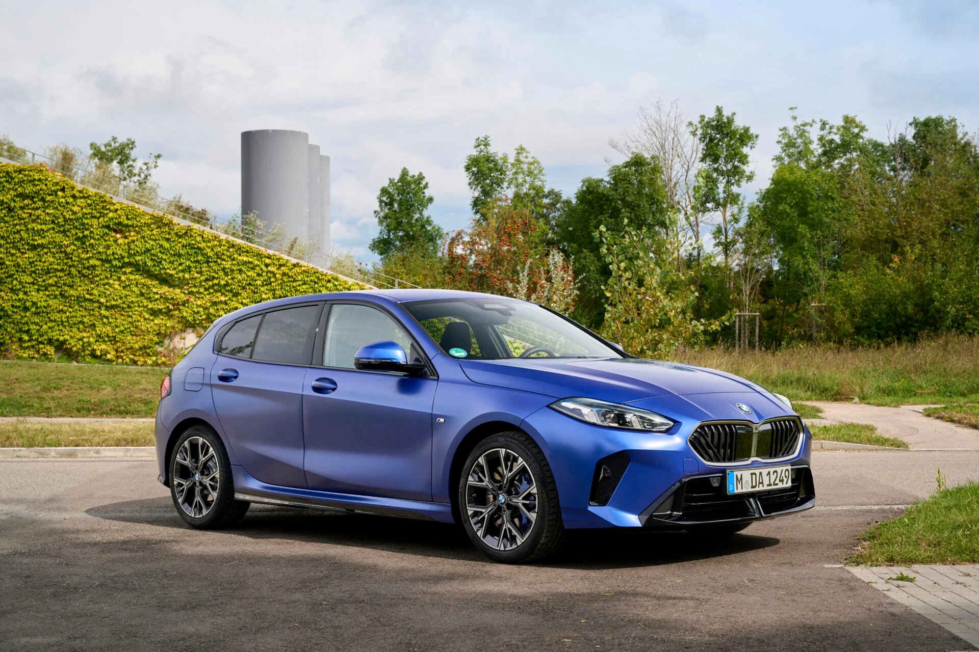 056 BMW 120