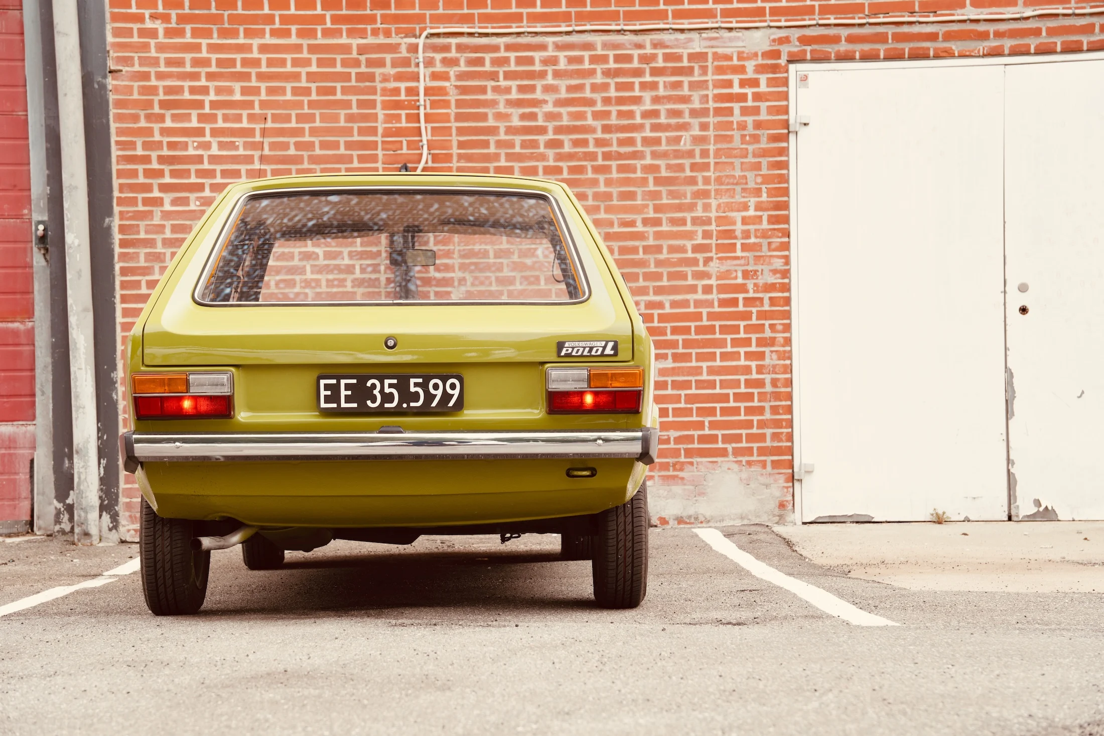 VW Polo L 1975 MBB 03380