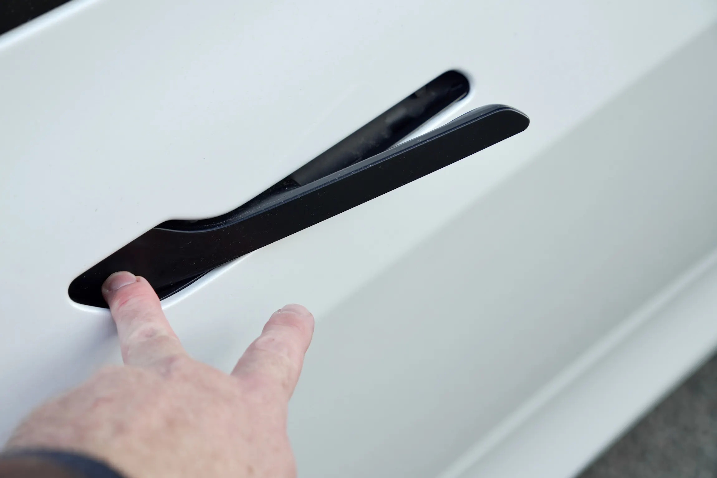 STORTEST Mazda 6e Tesla Model 3 VW ID.7 MBB5128