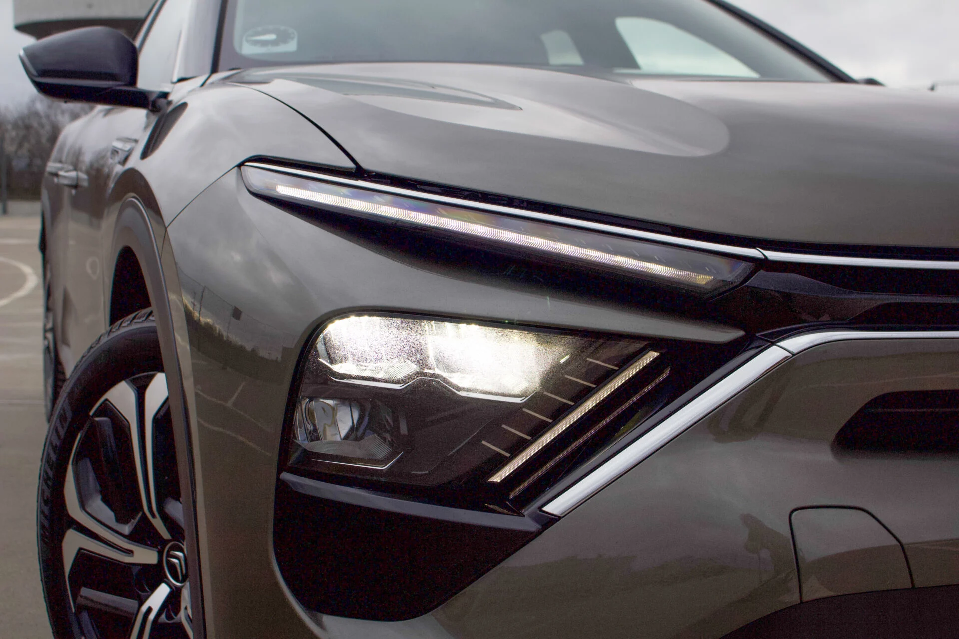 Citroën C5 X vs VW Arteon – Eksteriør-03