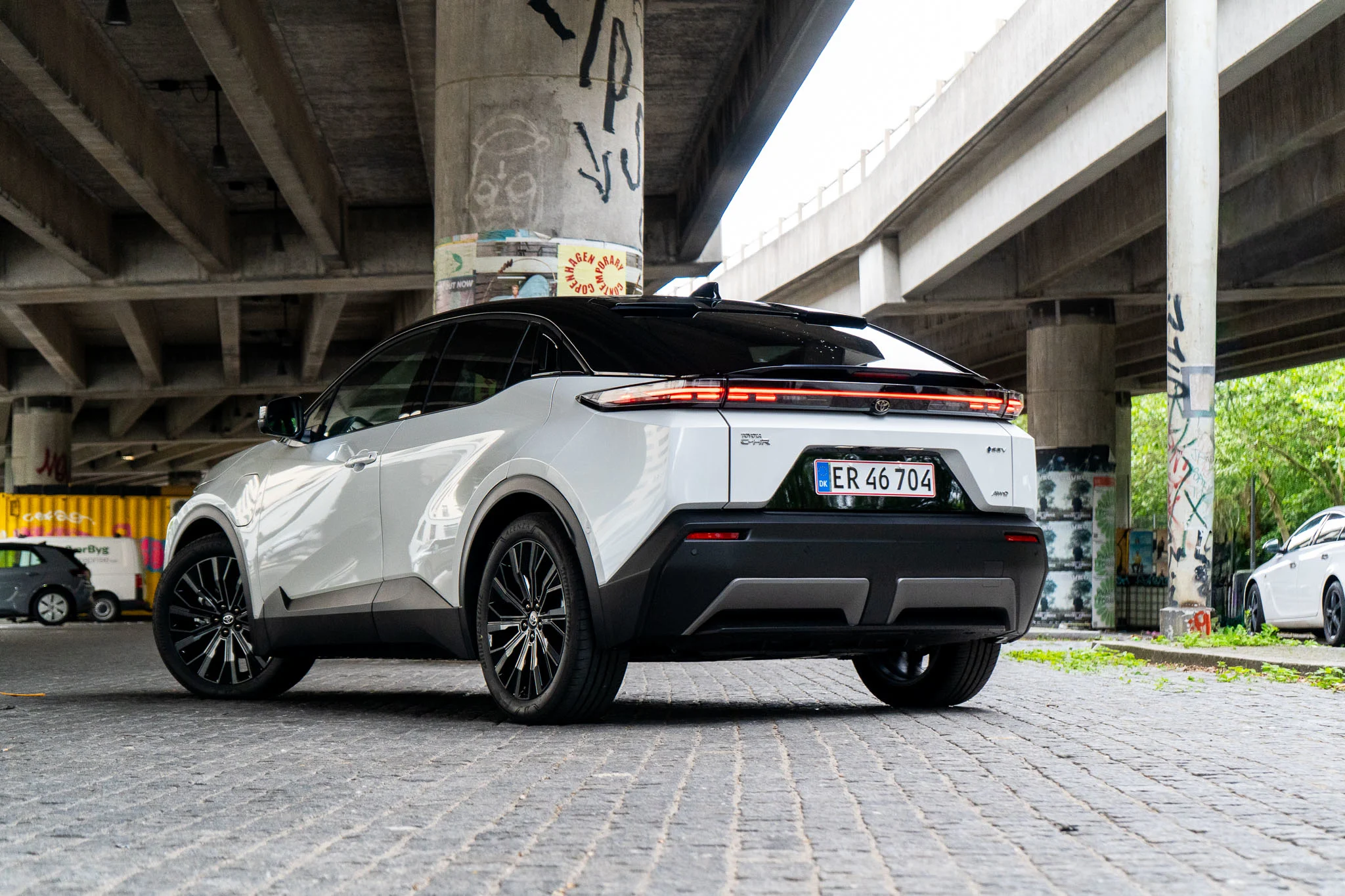 Toyota C-HR+-25