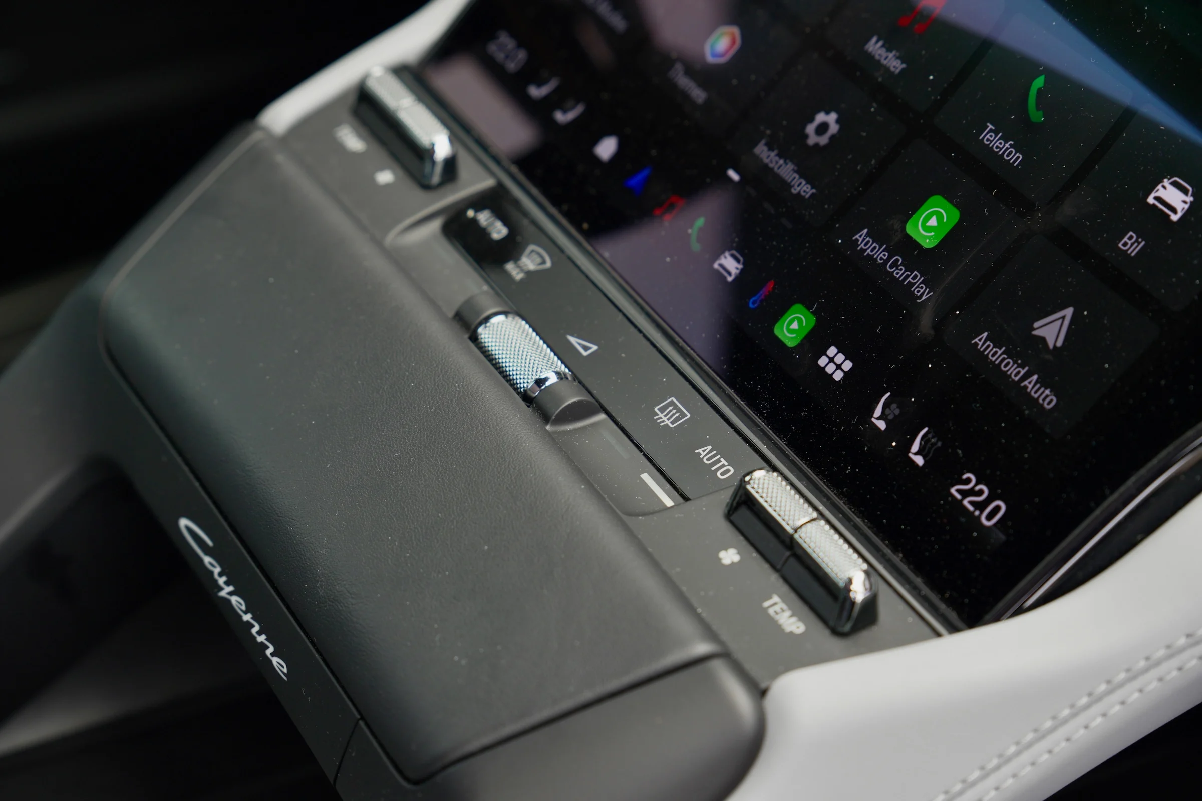 TEST Porsche Cayenne Electric 2377