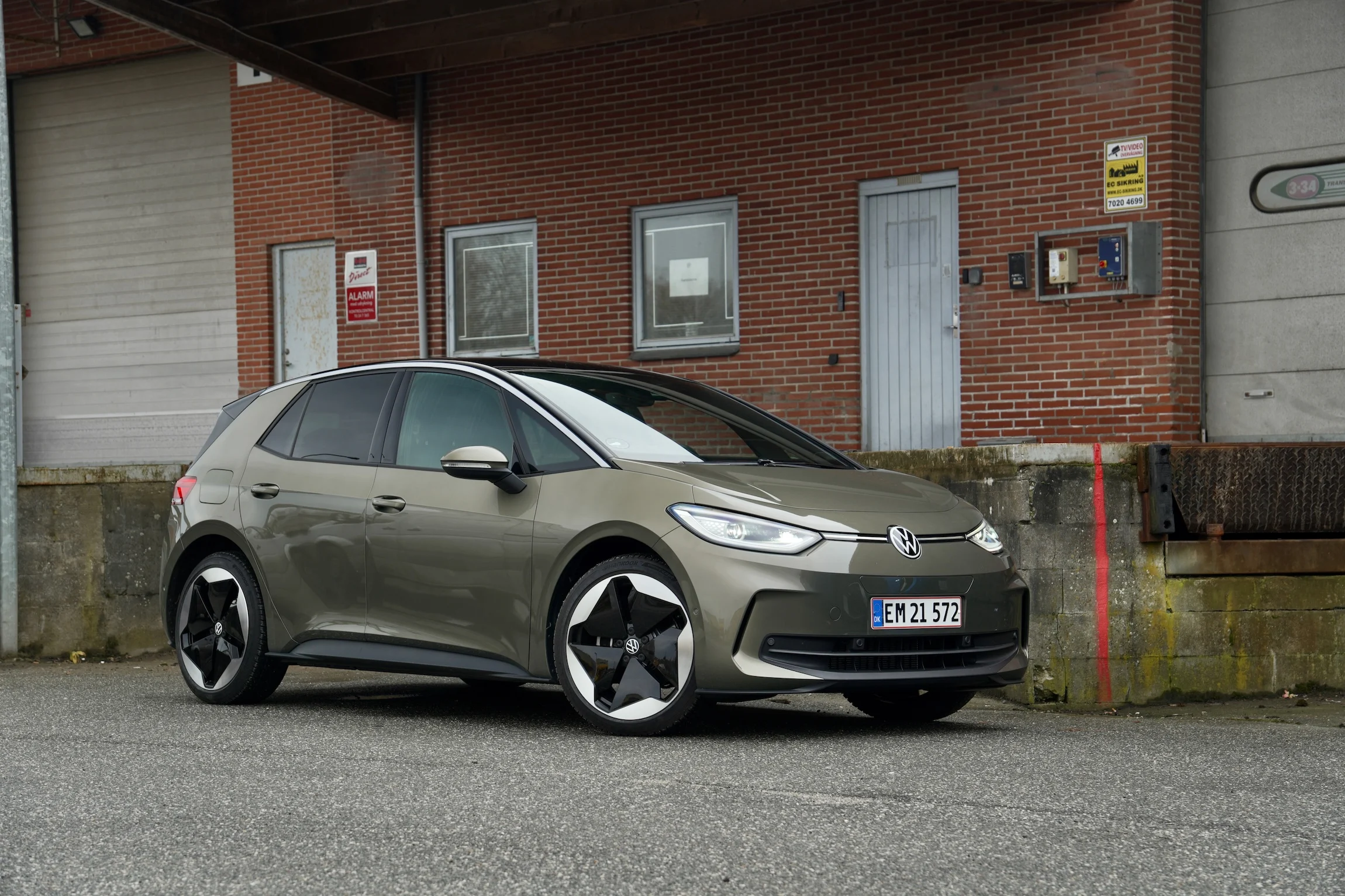 Kia EV4 LR vs VW ID.3 Max+ MBB068