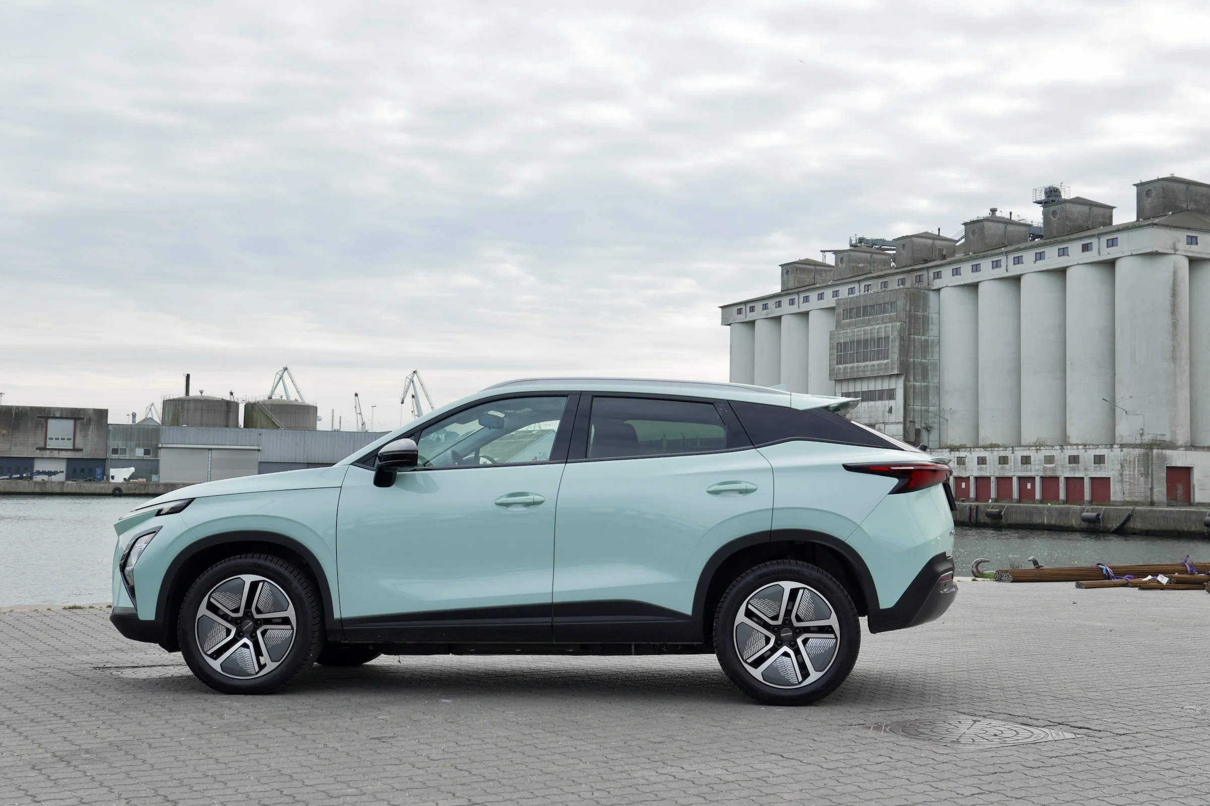 DUEL MGS5 EV vs Omoda 5 EV 206