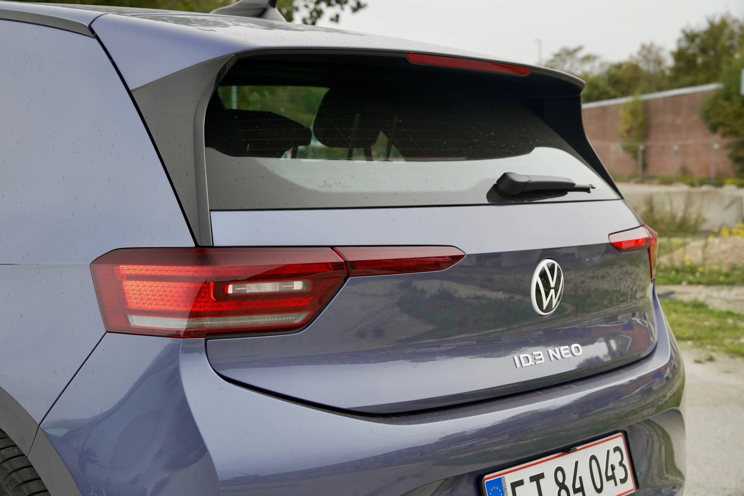DUEL Cupra Born vs VW ID.3 Neo 3852