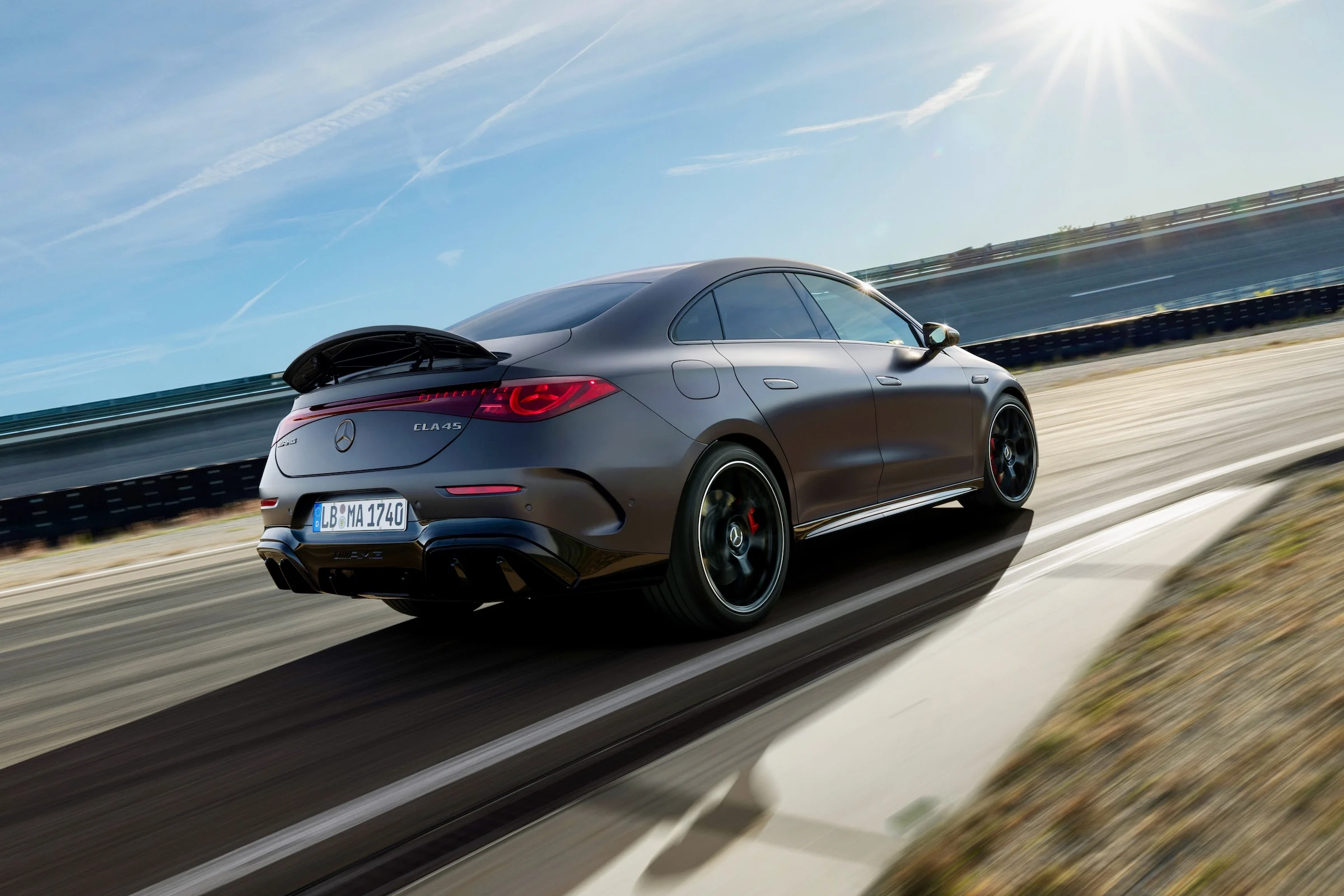 Mercedes-AMG CLA 45 4Matic+ 002