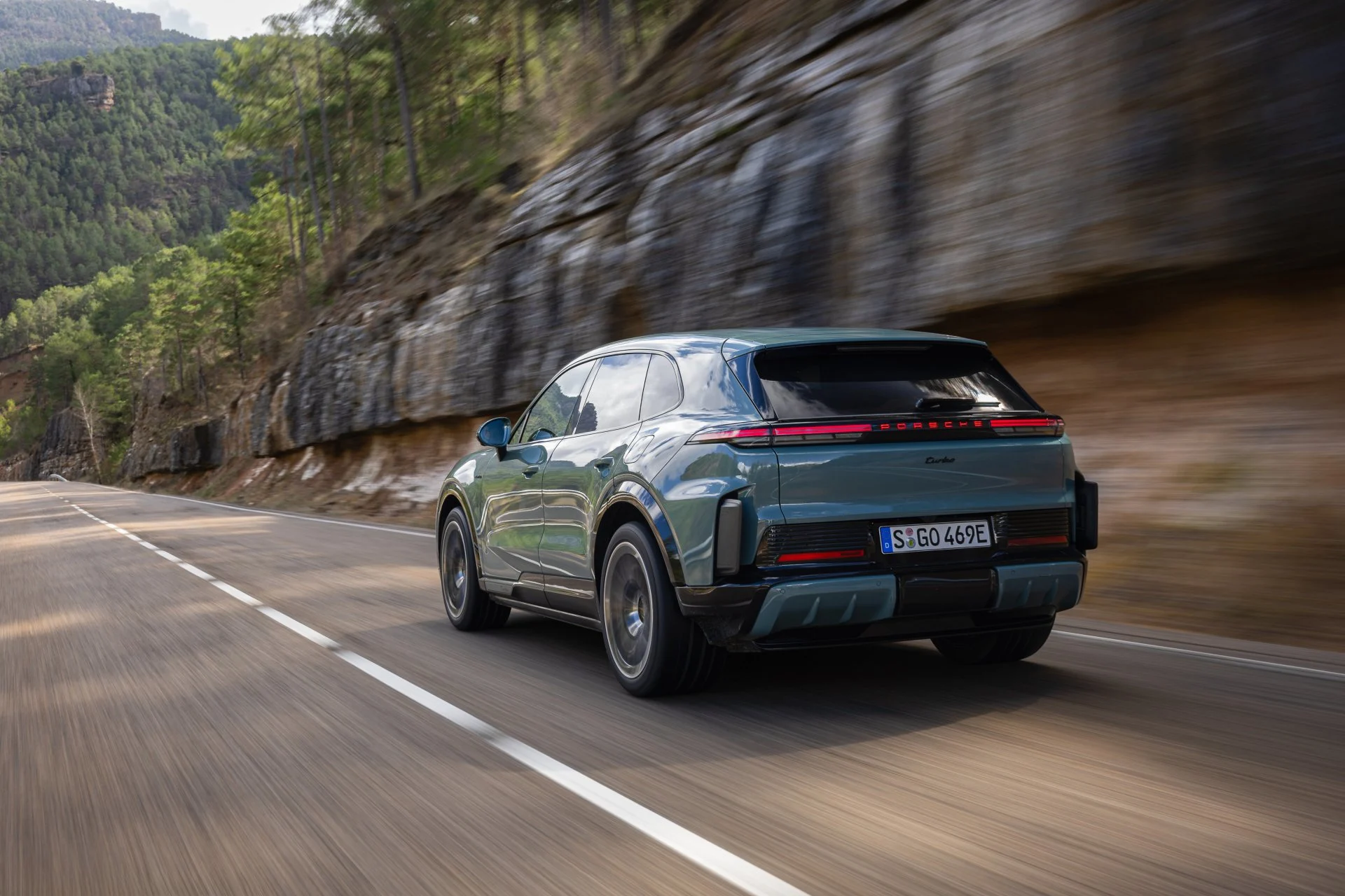 Porsche Cayenne Electric