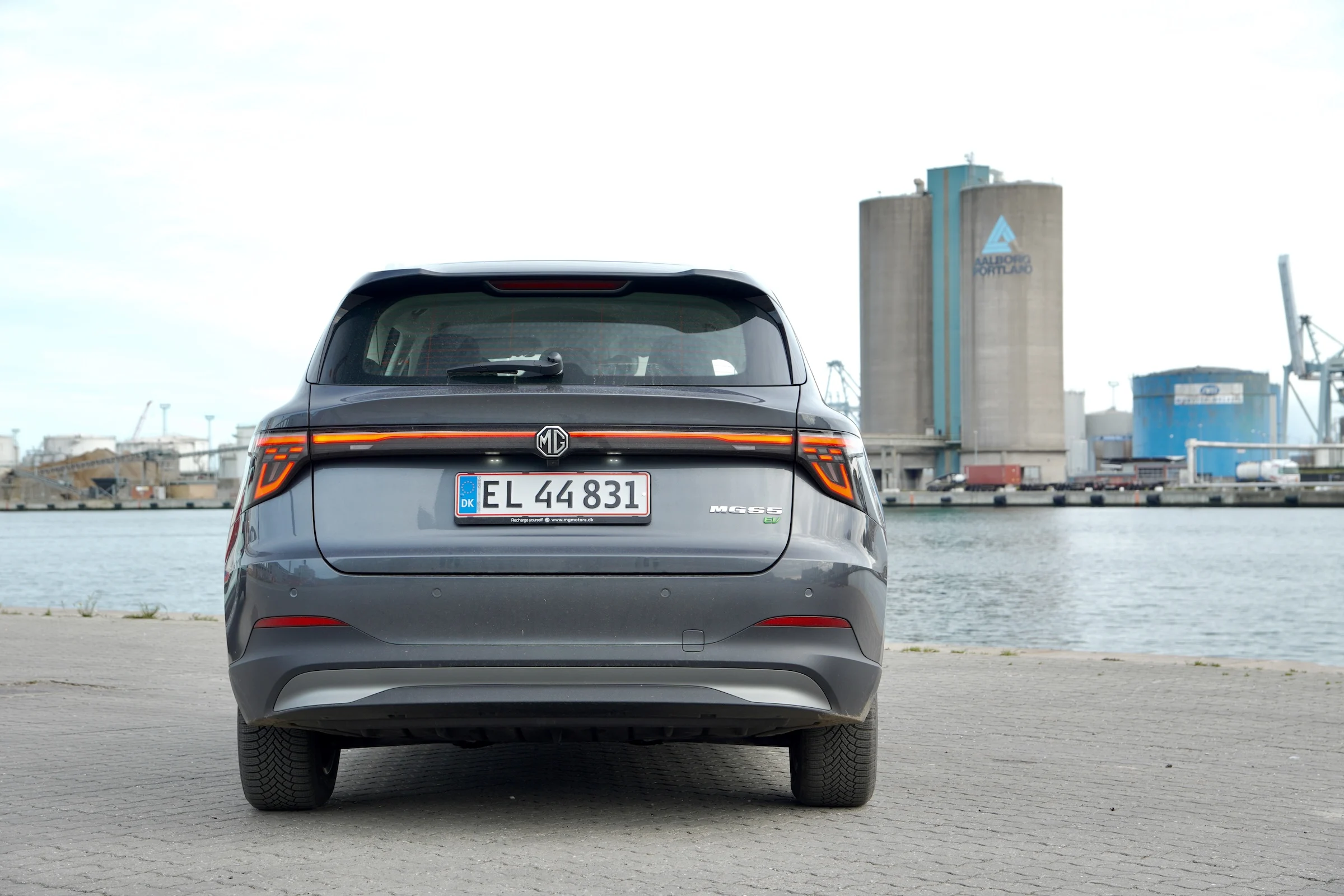 DUEL MGS5 EV vs Omoda 5 EV 196