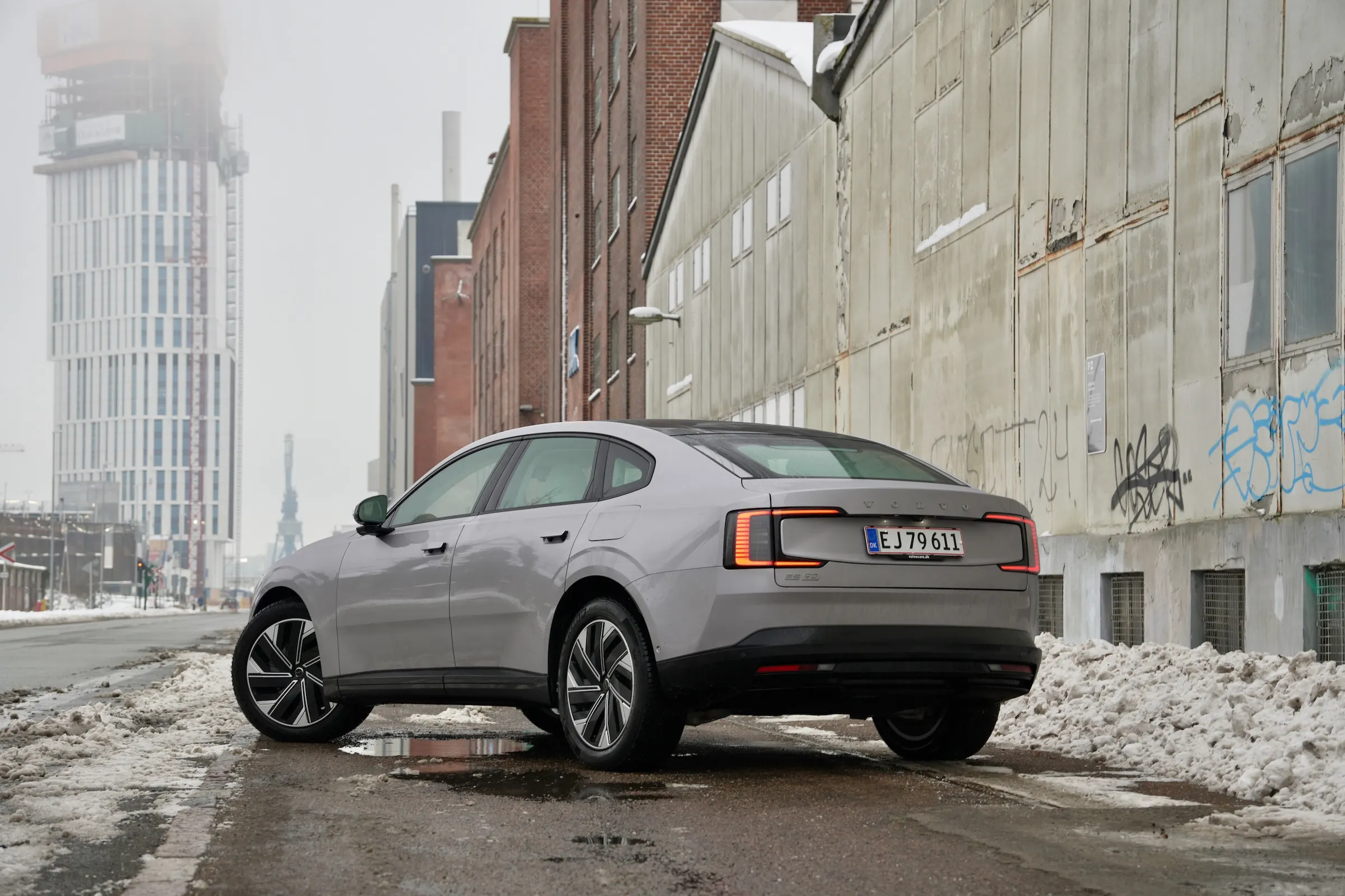TEST Volvo ES90 RWD MBB 321