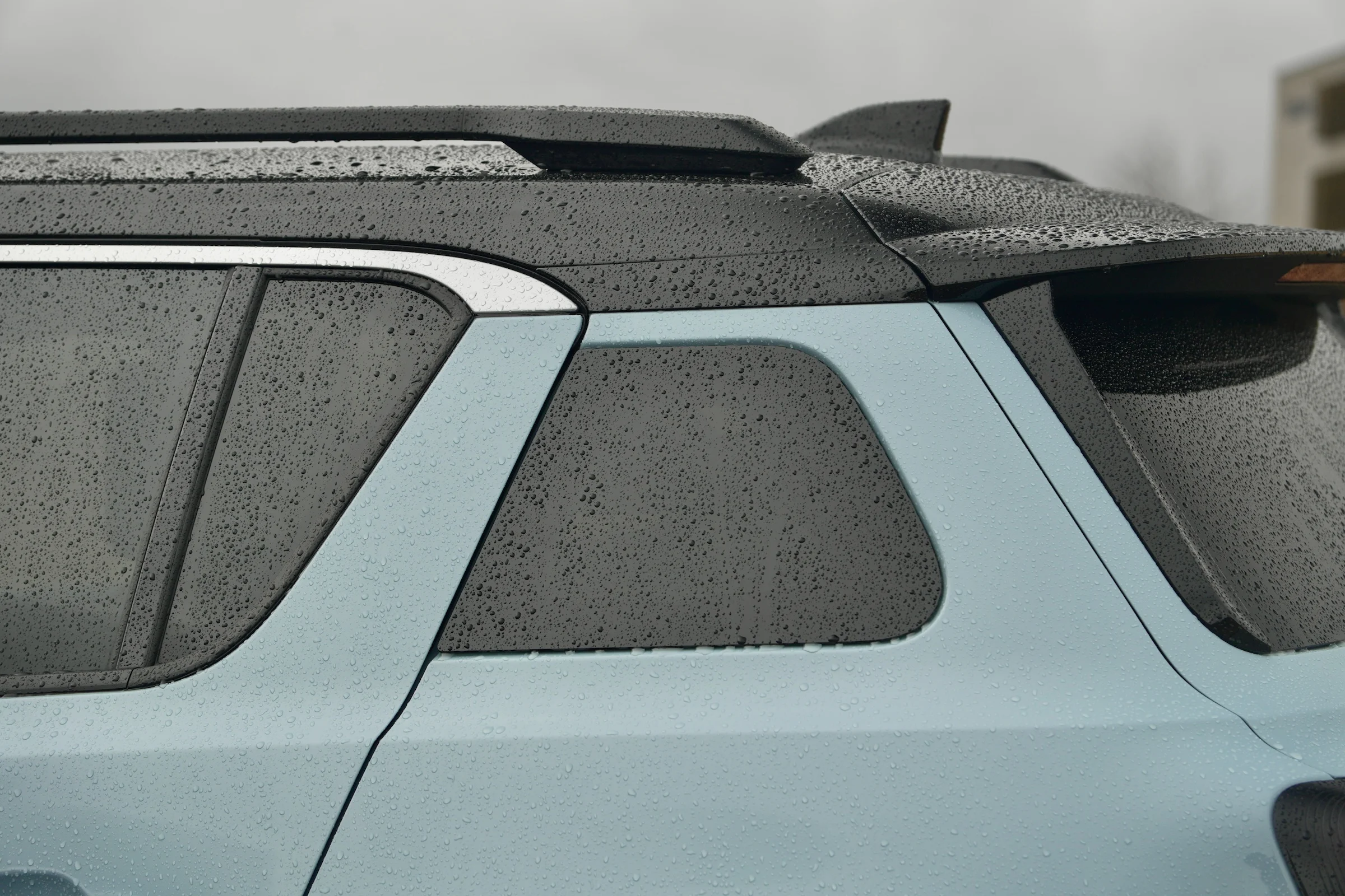 DUEL Jaecoo J5 EV vs Renault 4 E-Tech 088