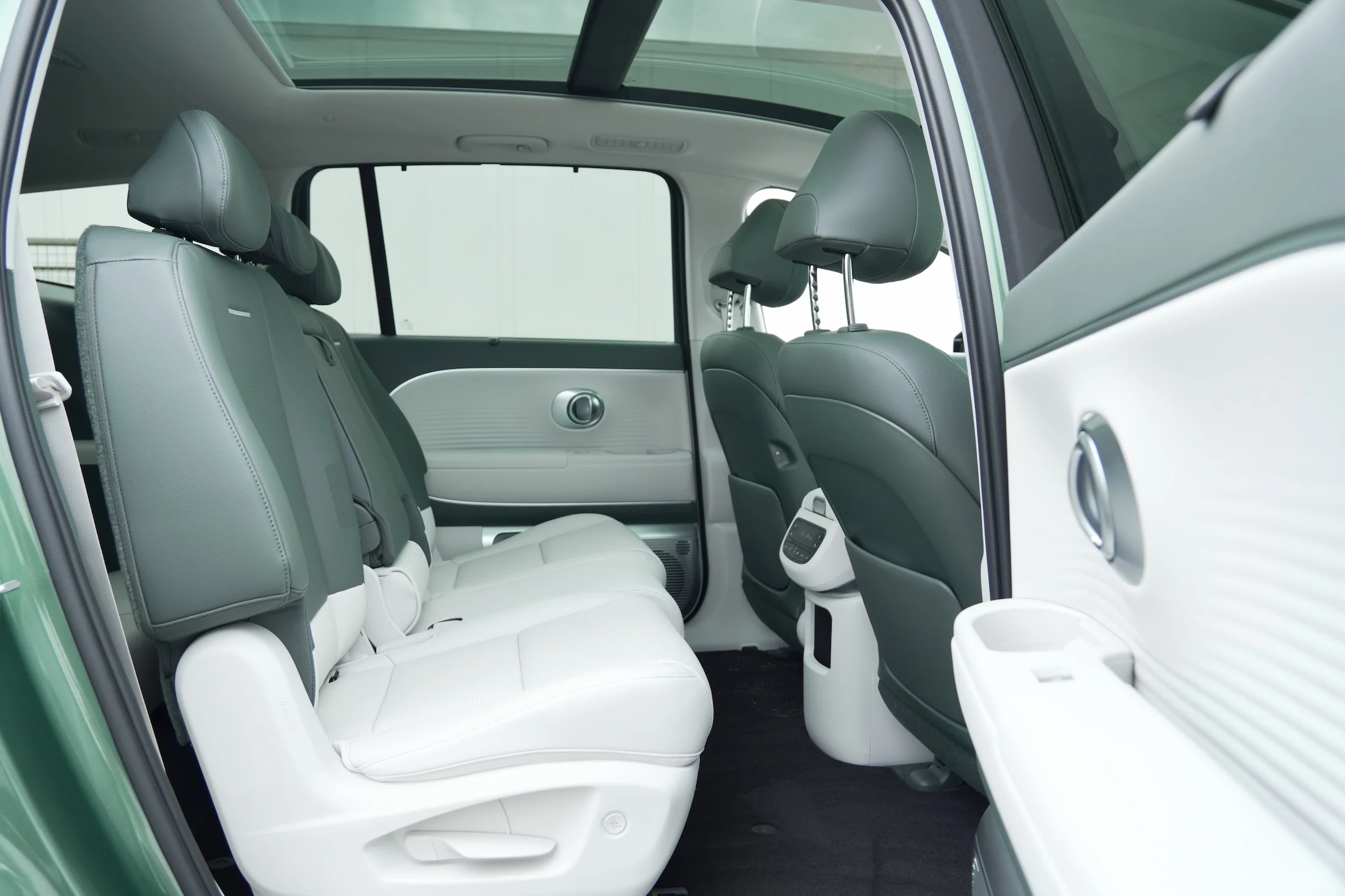 Hyundai Ioniq 9 MBB 487