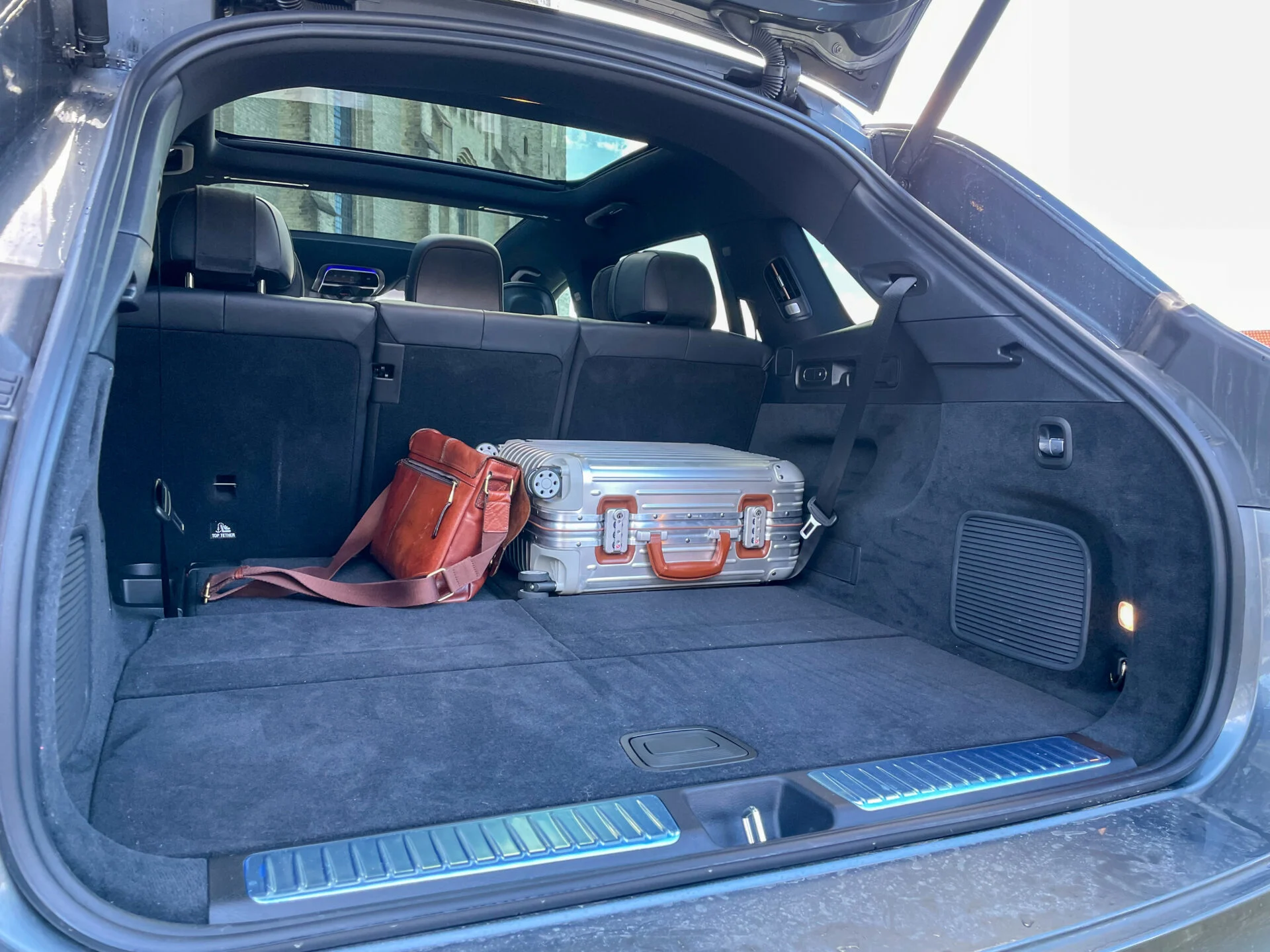 Mercedes-Benz EQS SUV-33