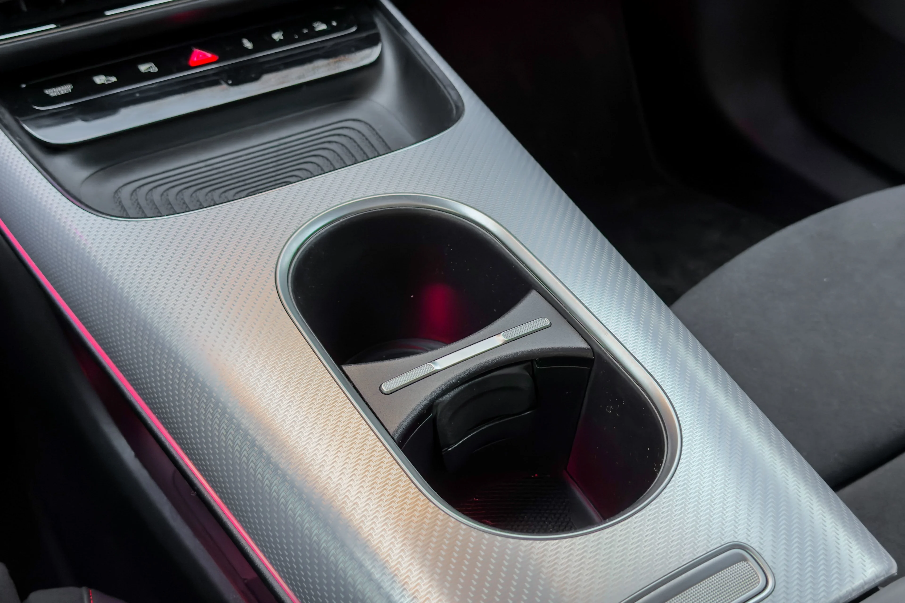 Mercedes-Benz CLA EQ-19