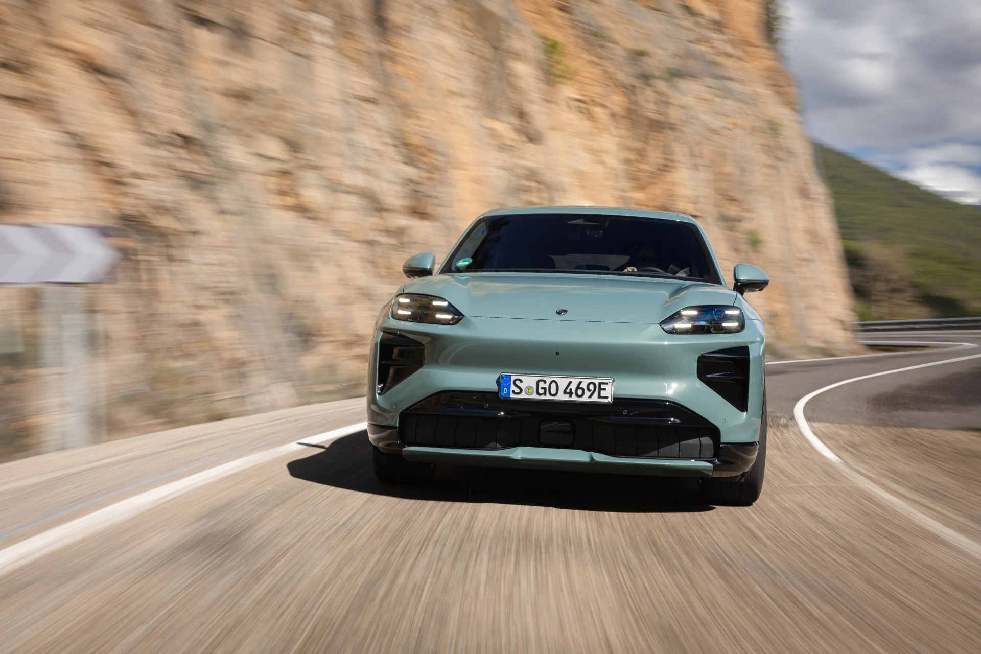 Porsche Cayenne Electric