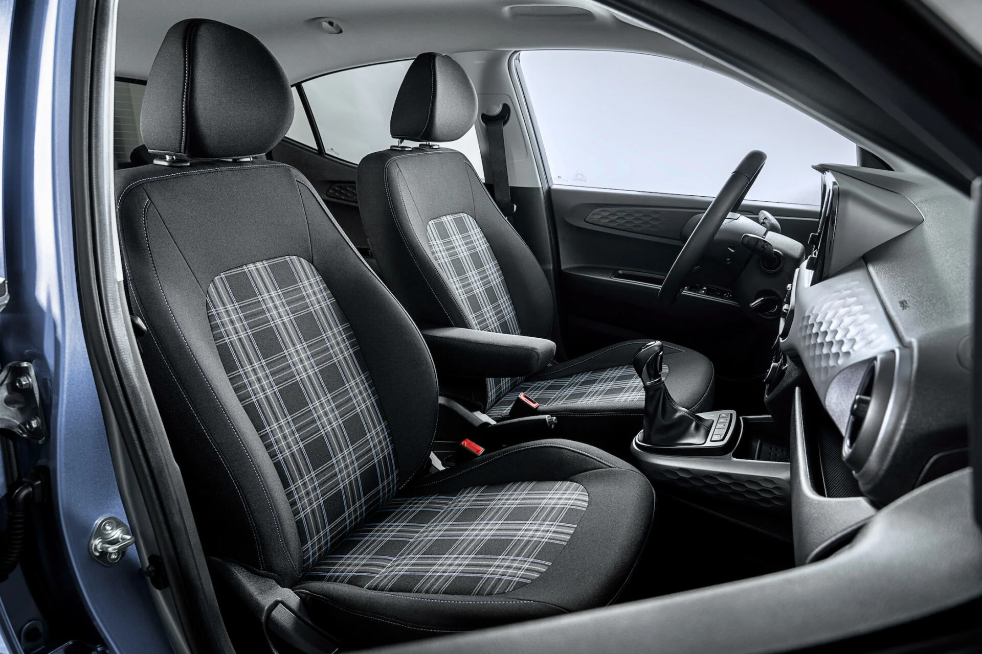 hyundai-i10-introduction-2023-05_jpg