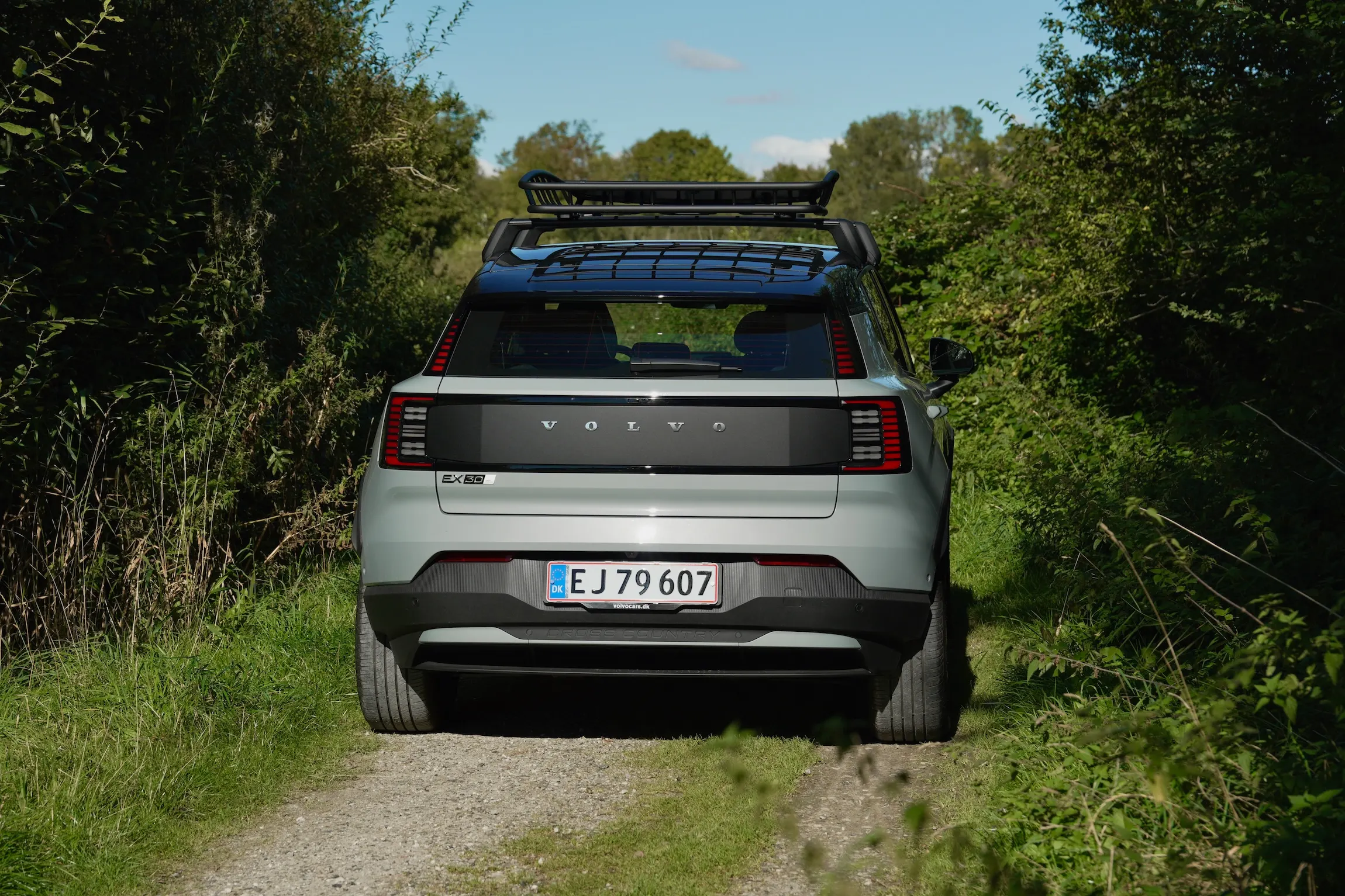 TEST Volvo EX30 CC MBB 4930