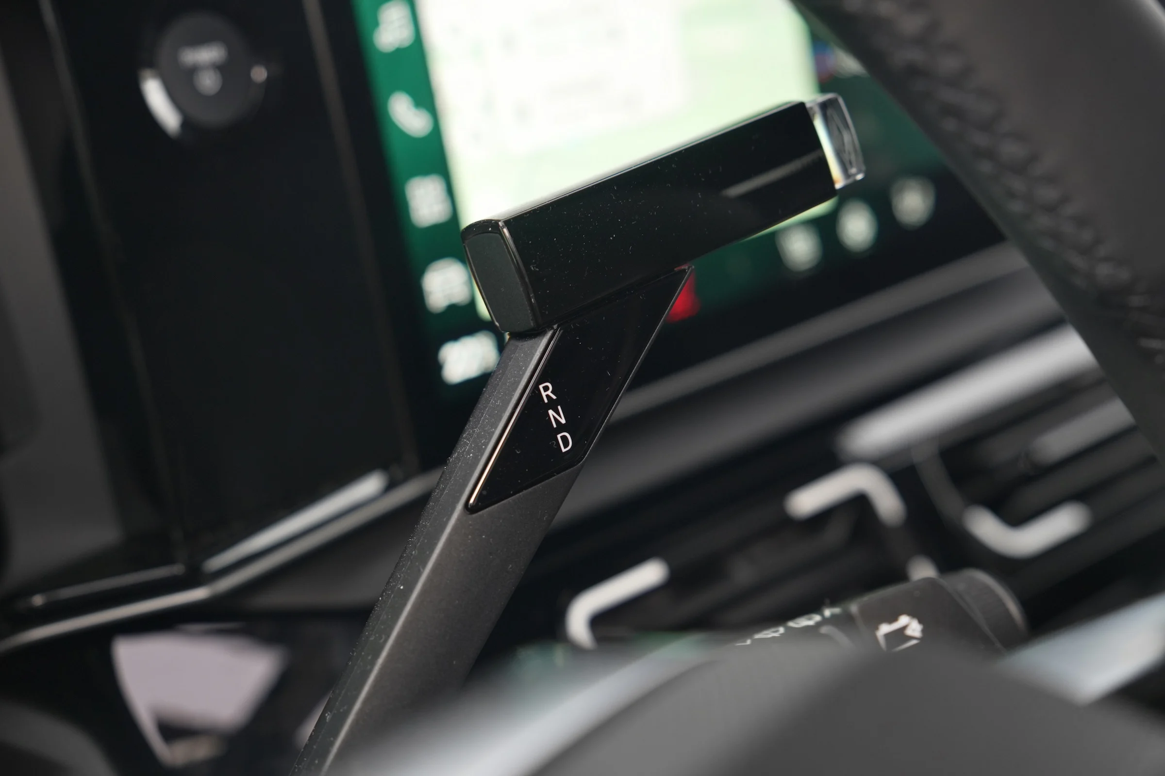 DUEL Jaecoo J5 EV vs Renault 4 E-Tech 117