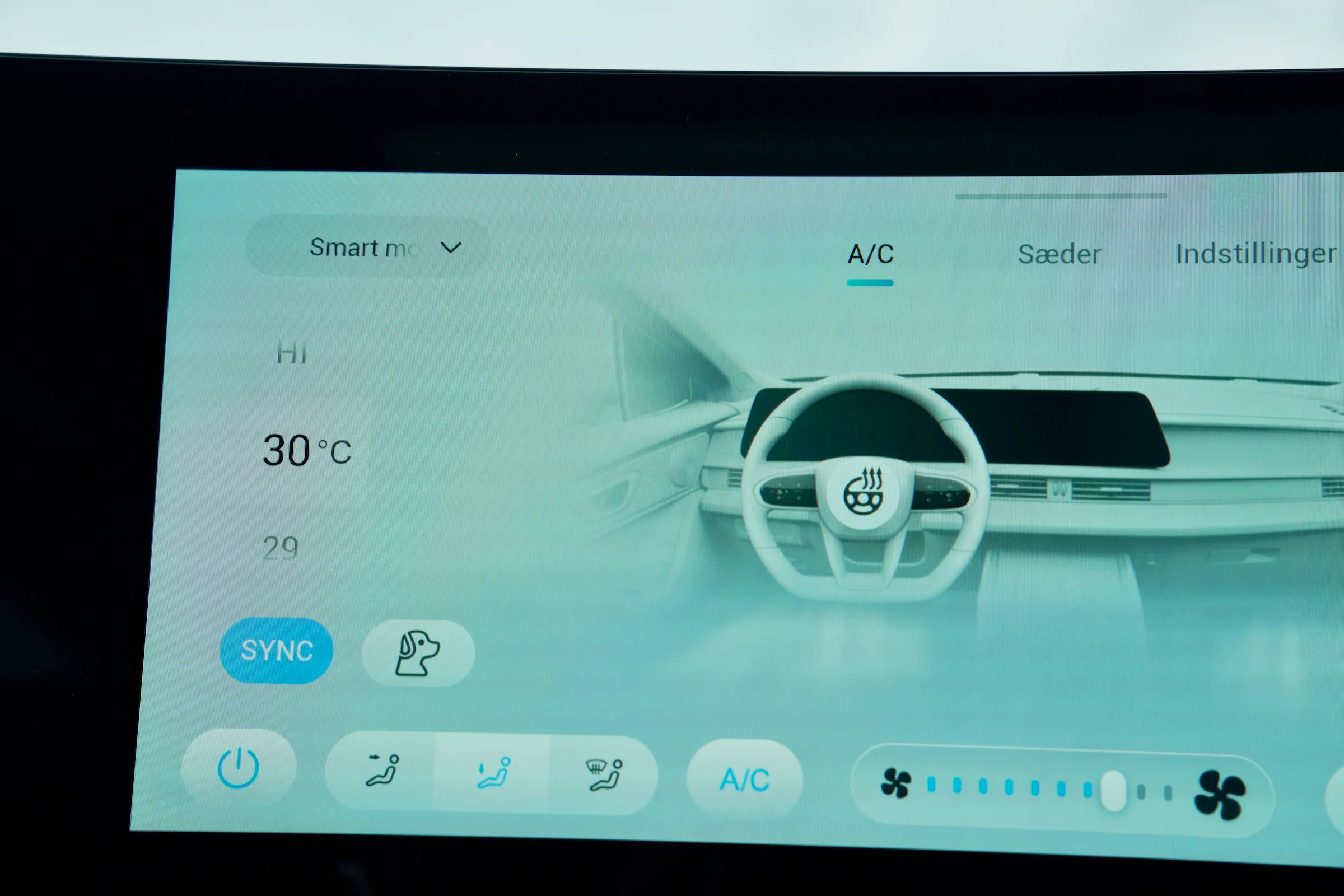 DUEL MGS5 EV vs Omoda 5 EV 225