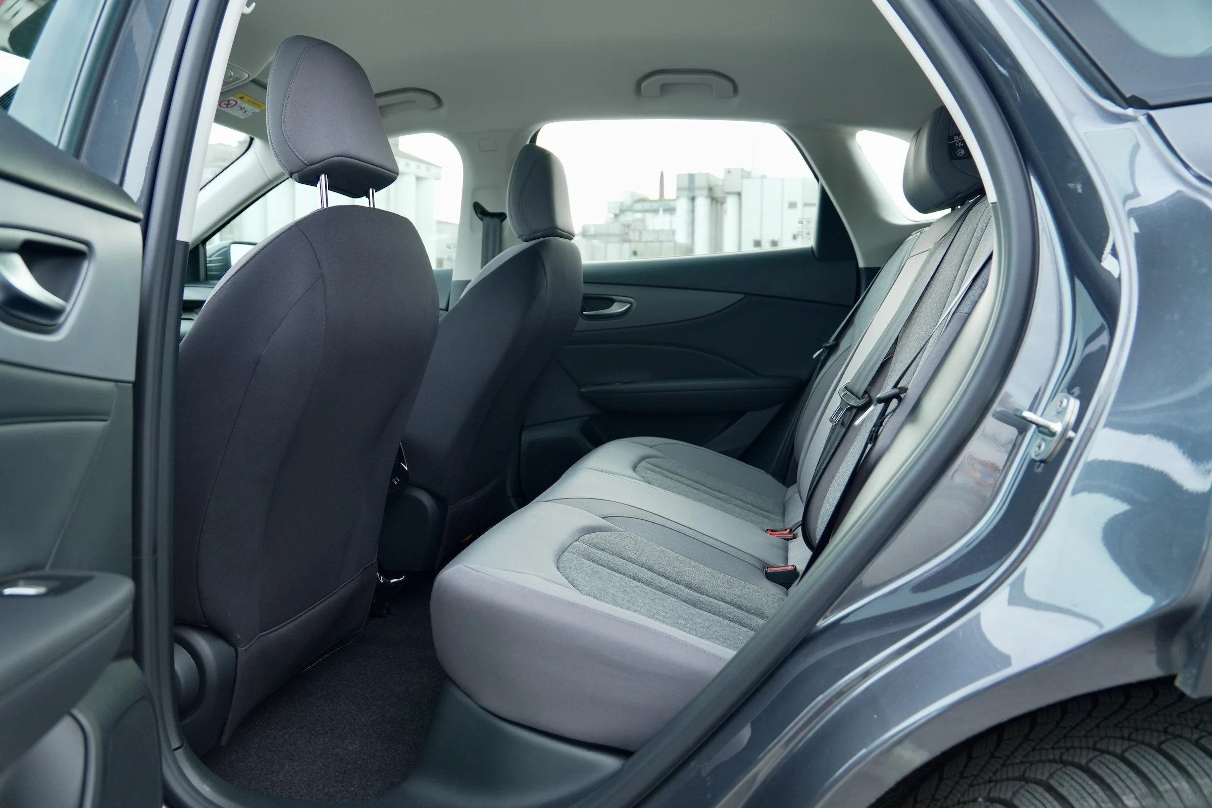 DUEL MGS5 EV vs Omoda 5 EV 271