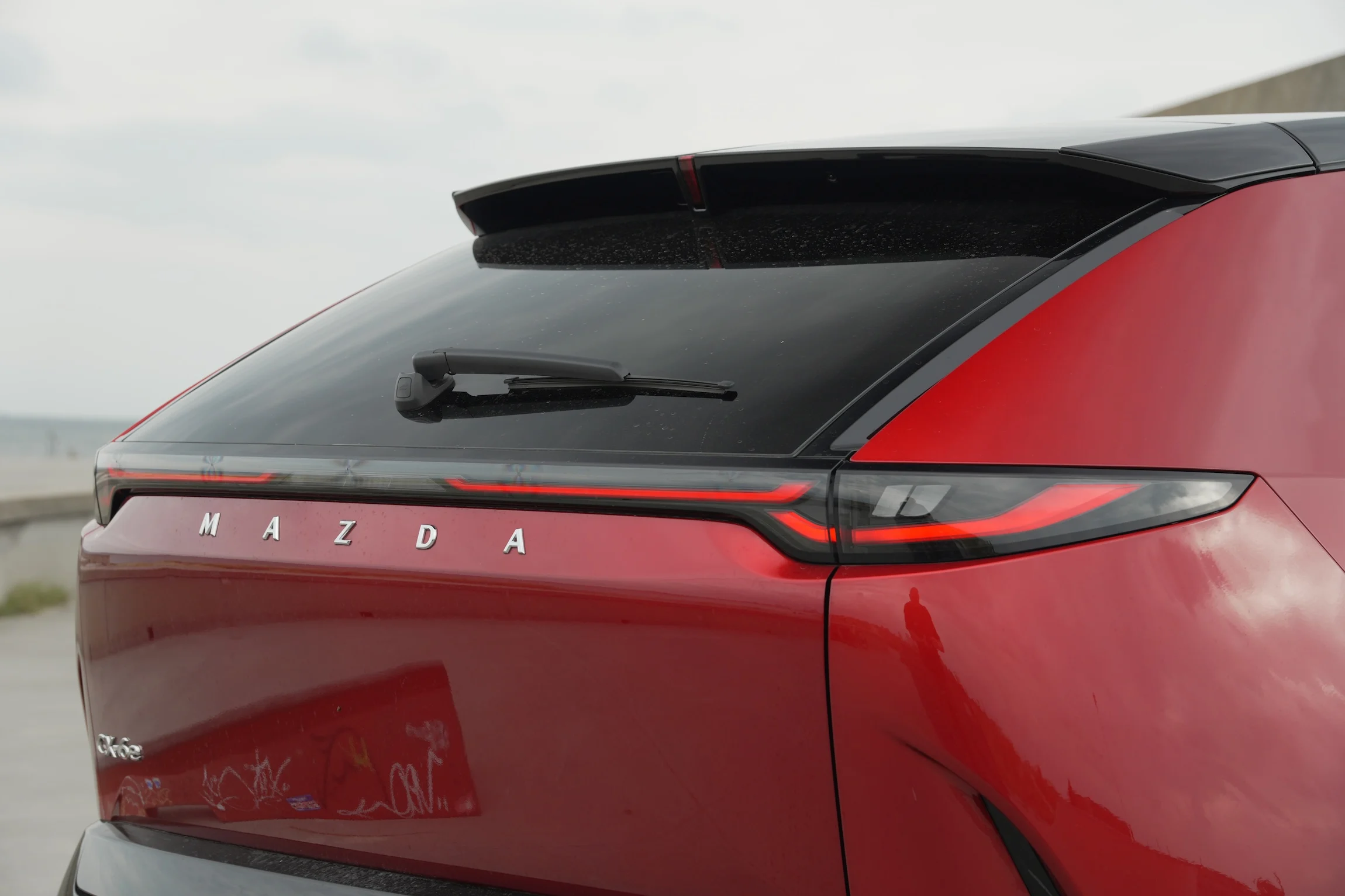 FØRSTE TUR Mazda CX-6e MBB 186