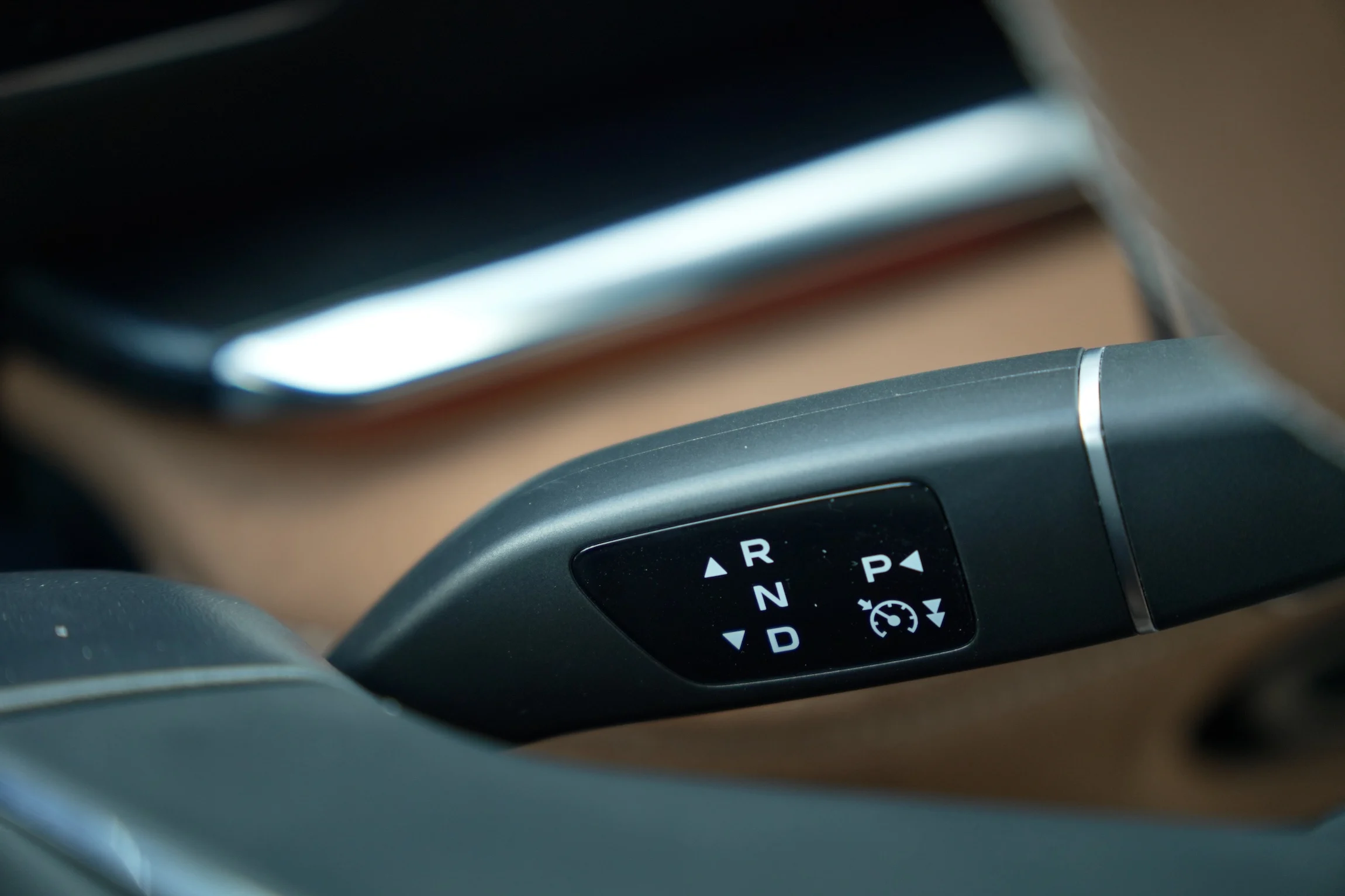 STORTEST Mazda 6e Tesla Model 3 VW ID.7 MBB5275
