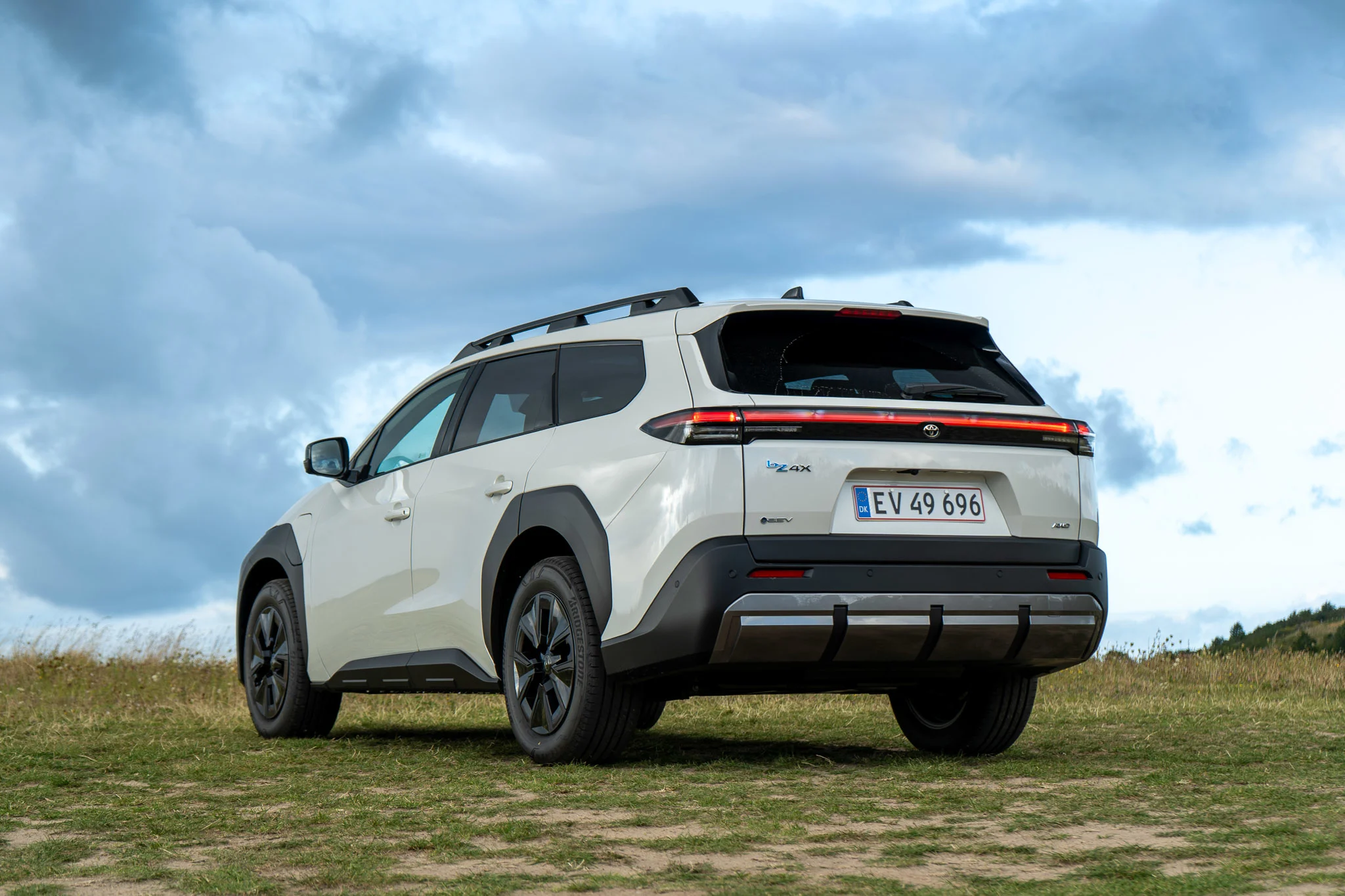 Toyota BZ4X Touring AWD-25