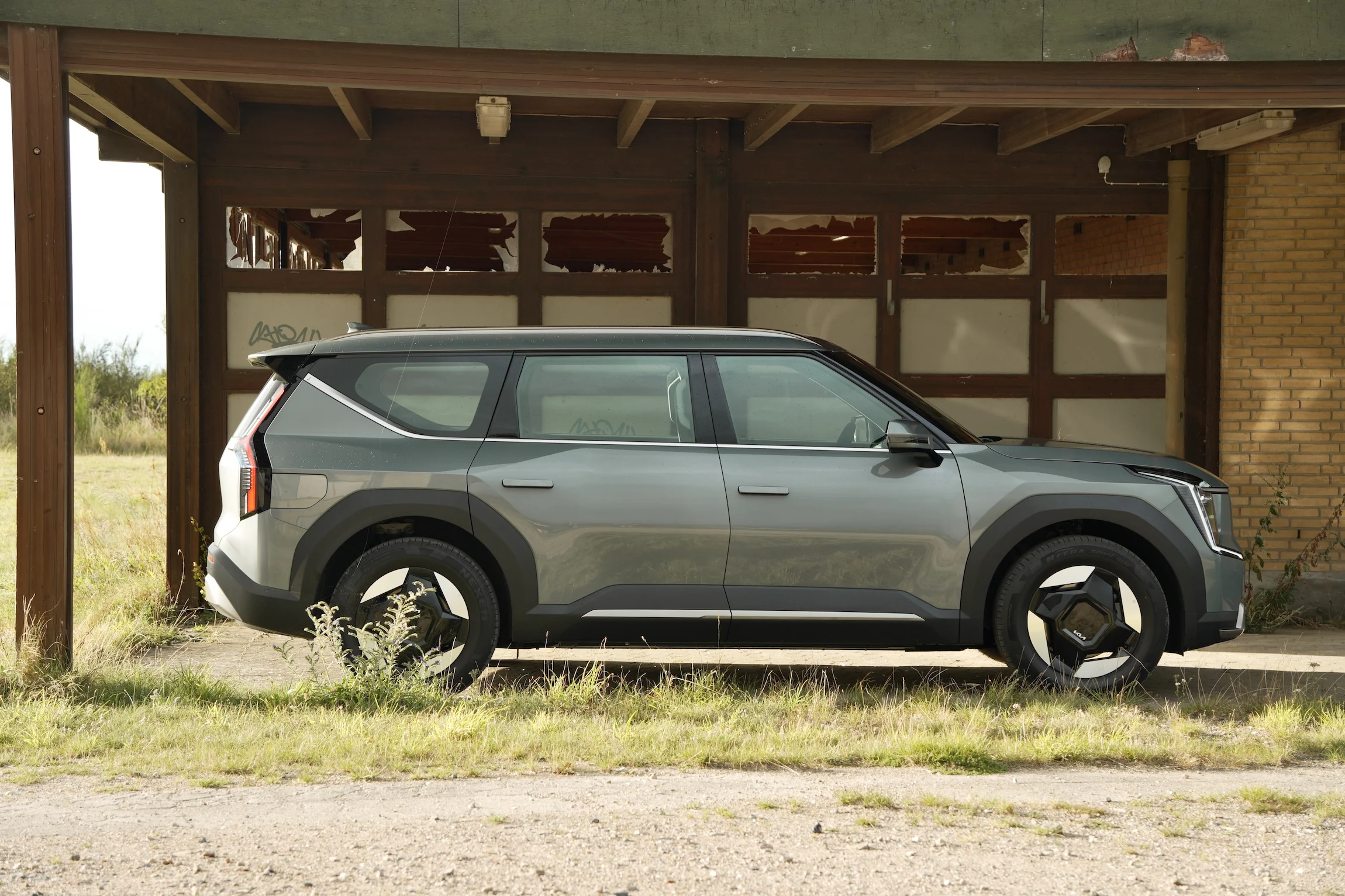 TEST Kia EV9 SR MBB 697
