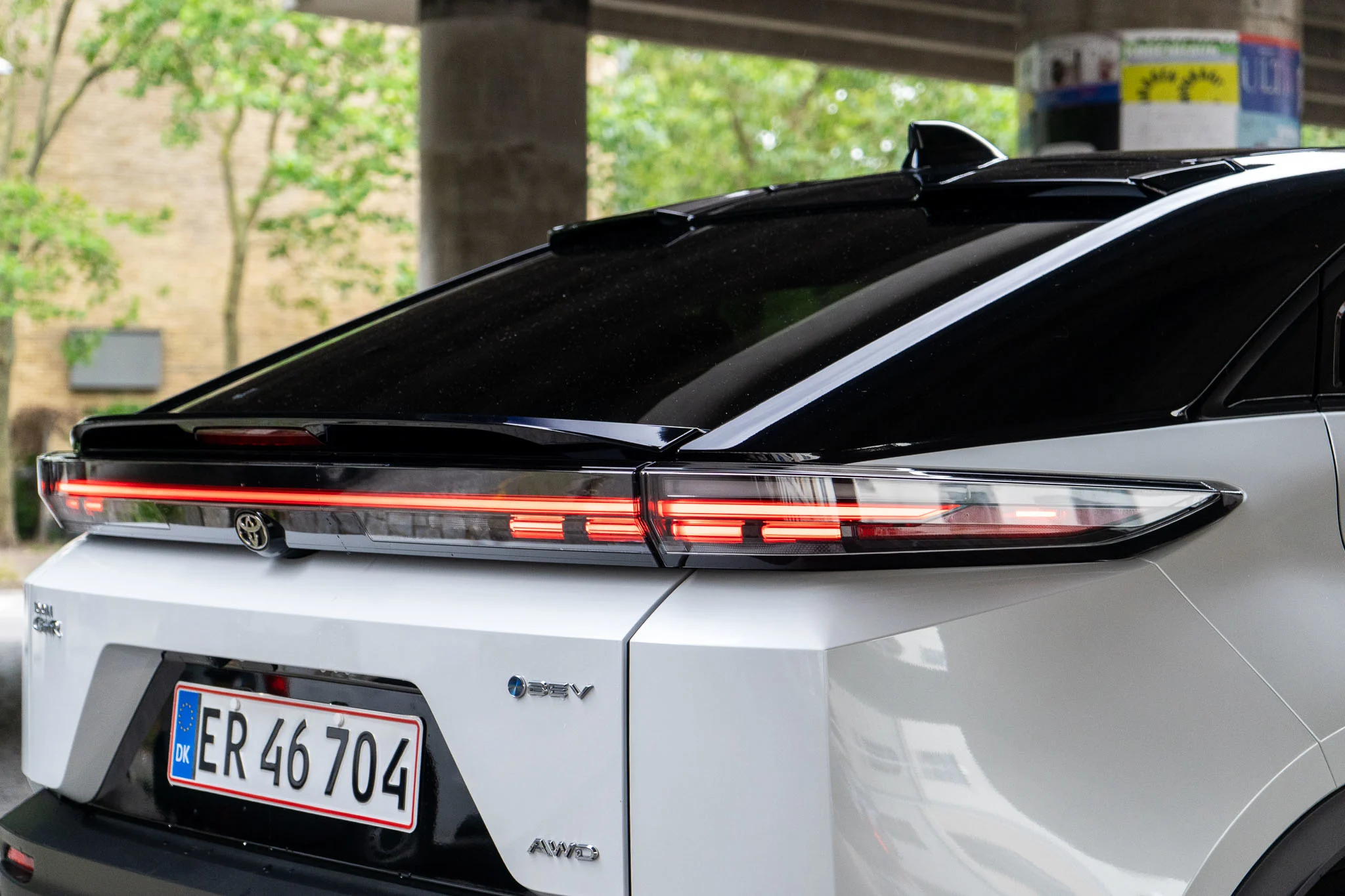 Toyota C-HR+-11