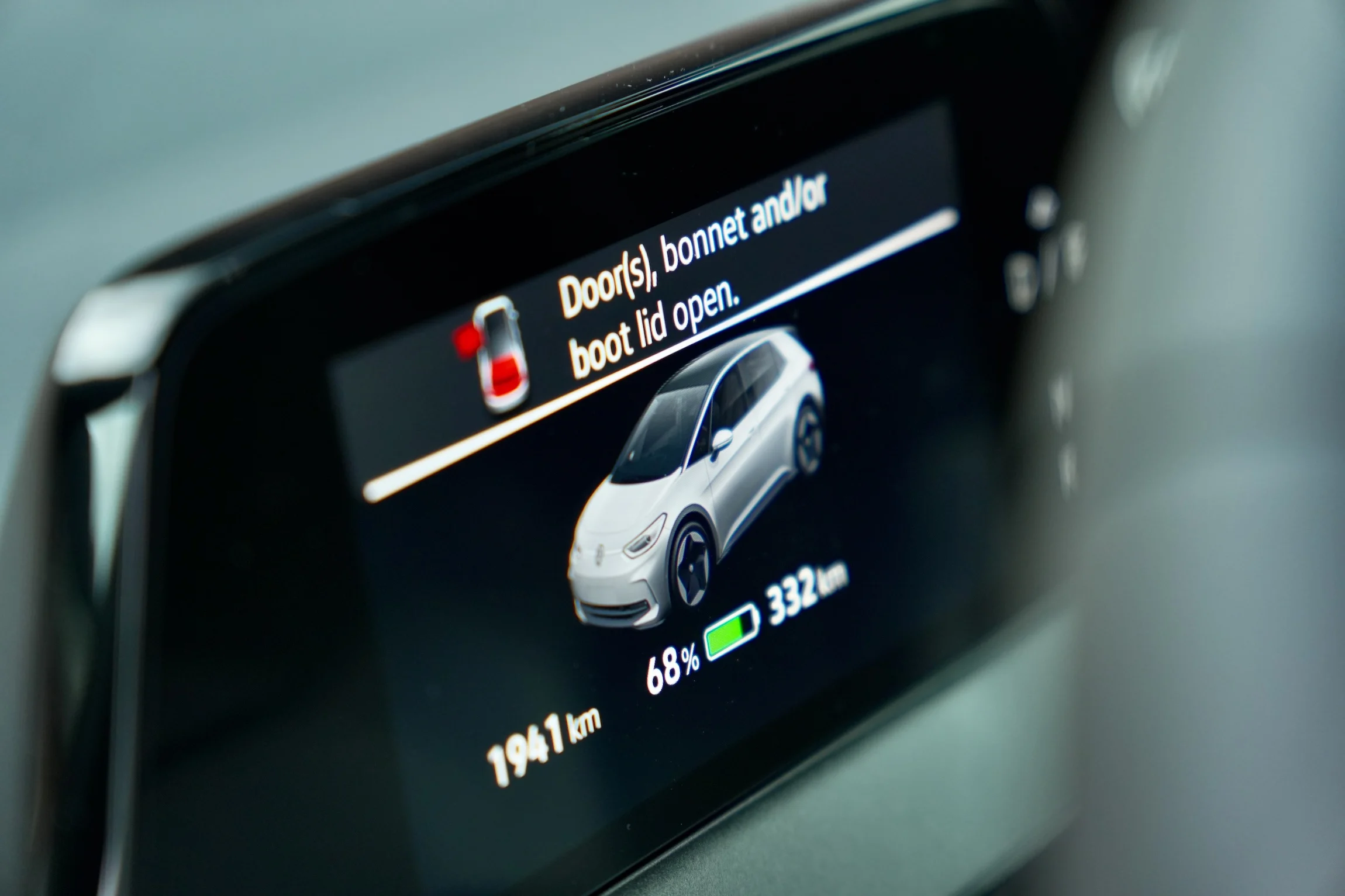 Kia EV4 LR vs VW ID.3 Max+ MBB148