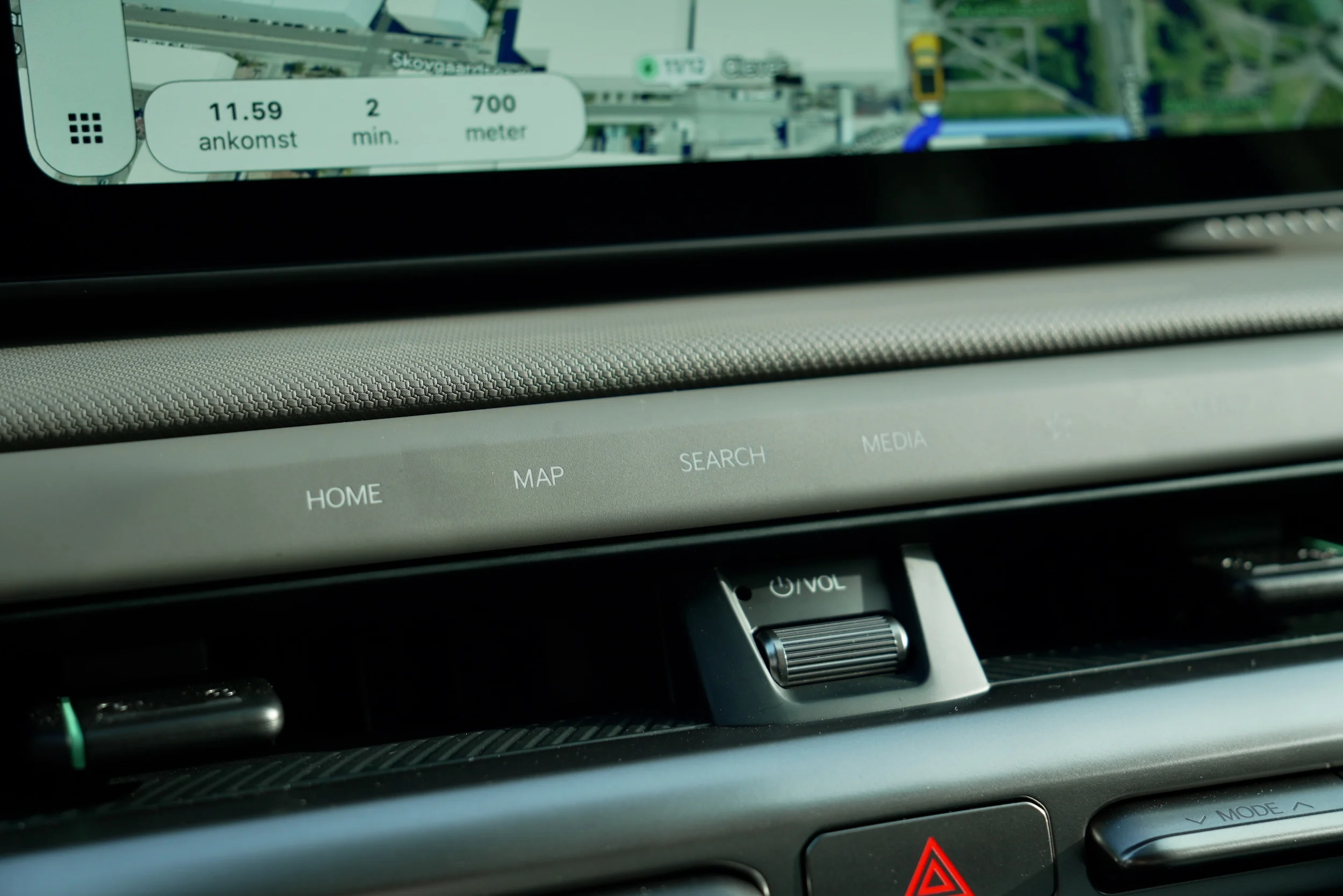 TEST Kia EV4 LR Access MBB 885