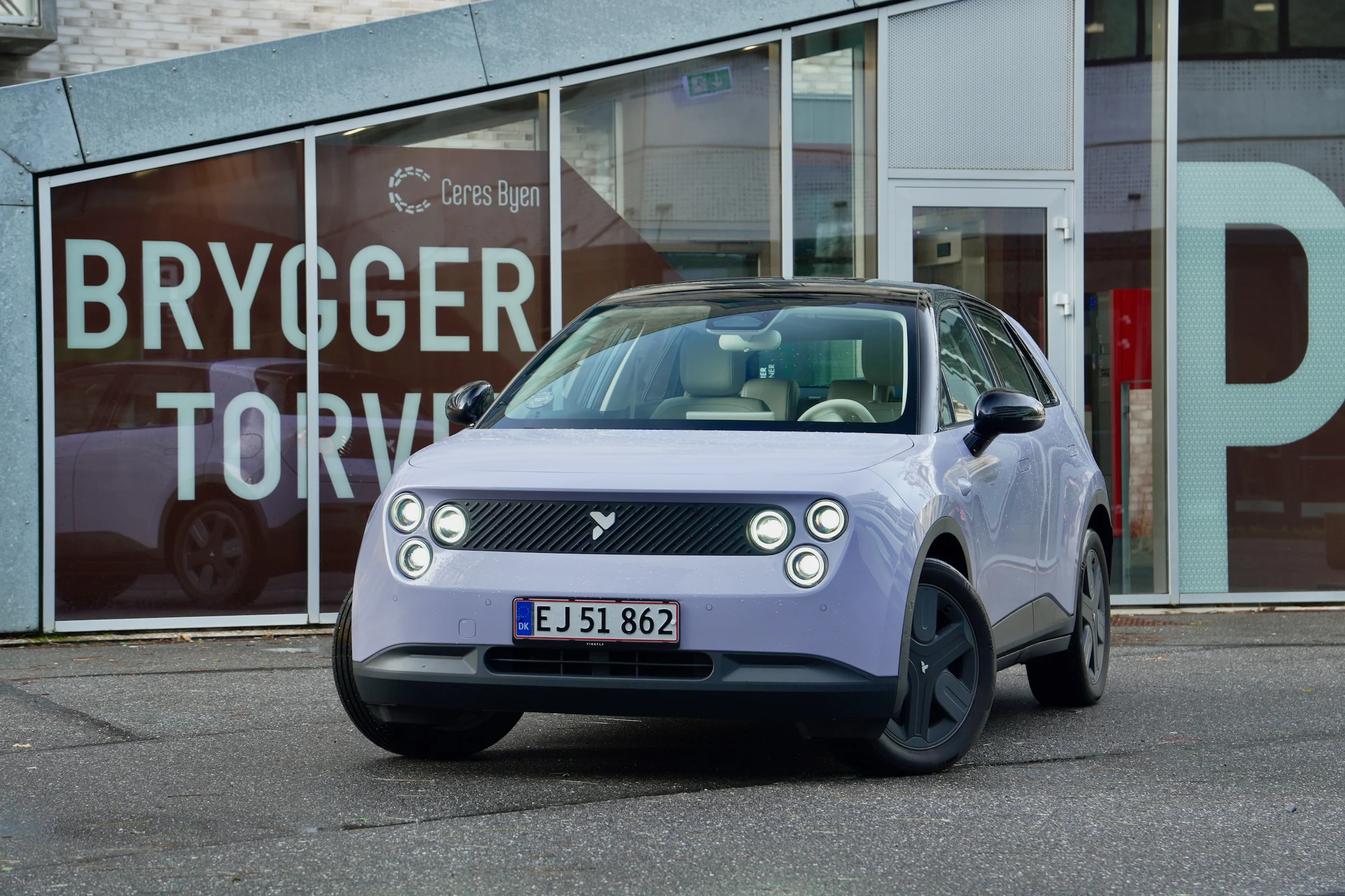 TEST Firefly MBB 607