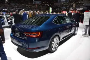 Skoda-Superb-300x200.jpg