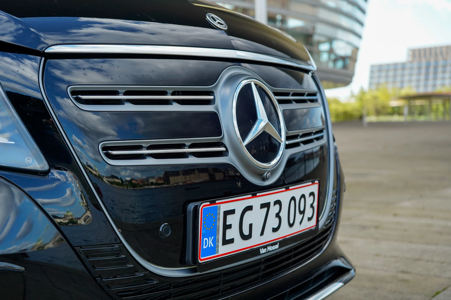 Mercedes EQV-01