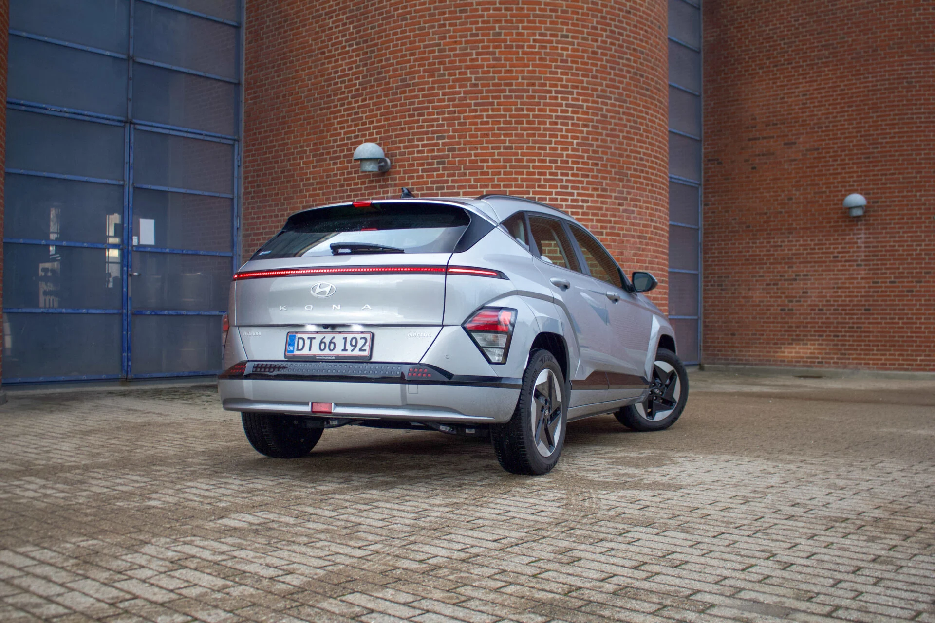 Hyundai Kona vs Kia Niro-15