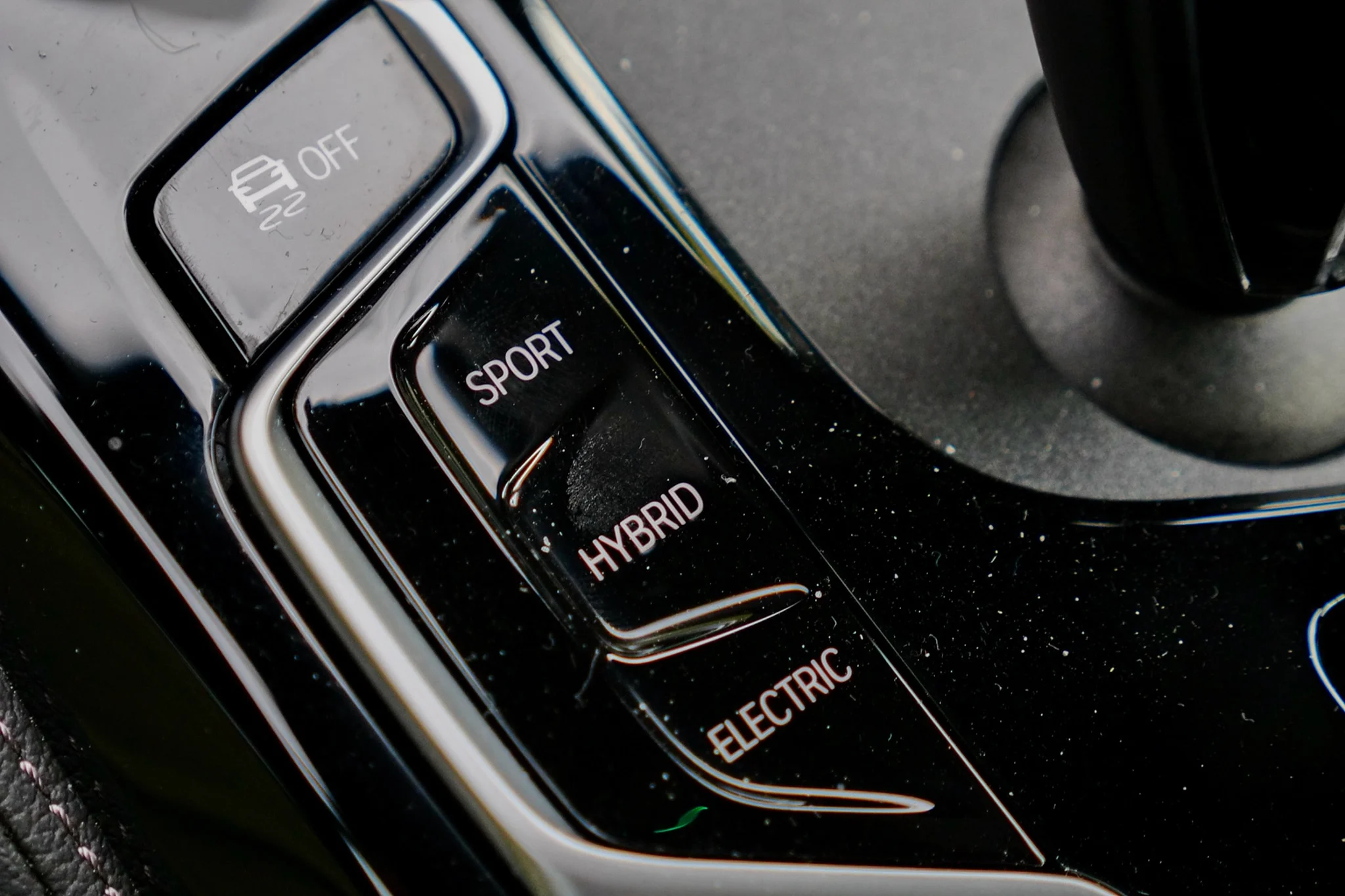 BMW 545e – interiør (3)