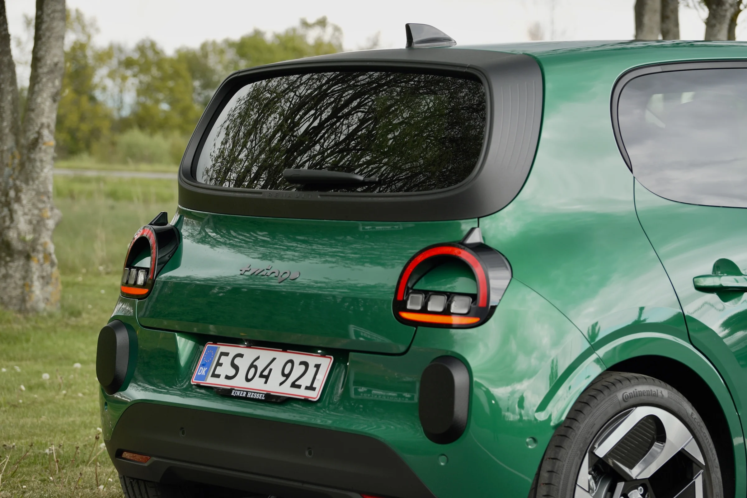DUEL BYD Dolphin Surf vs Renault Twingo E-Tech MBB 0492