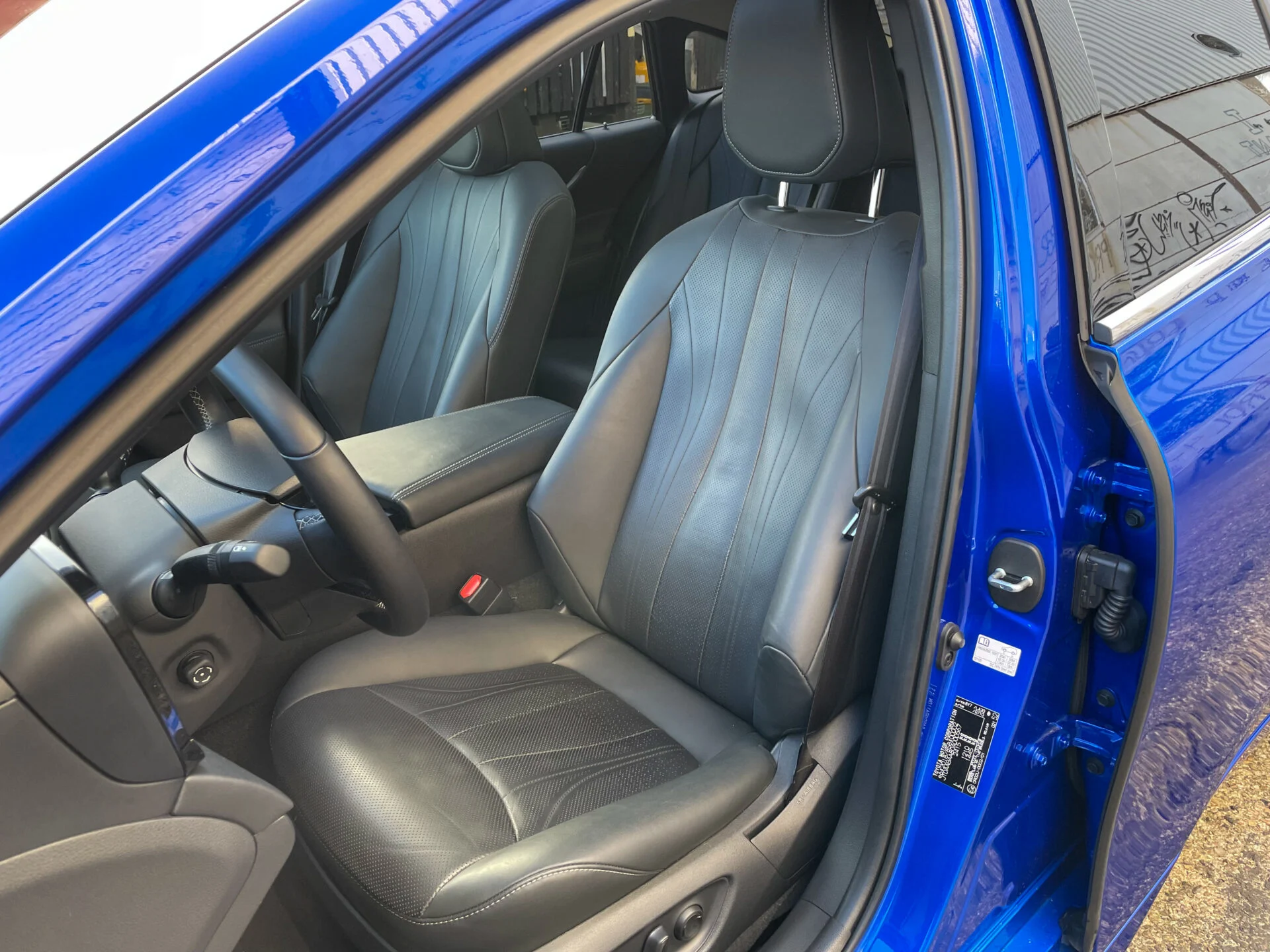 Toyota Mirai-12