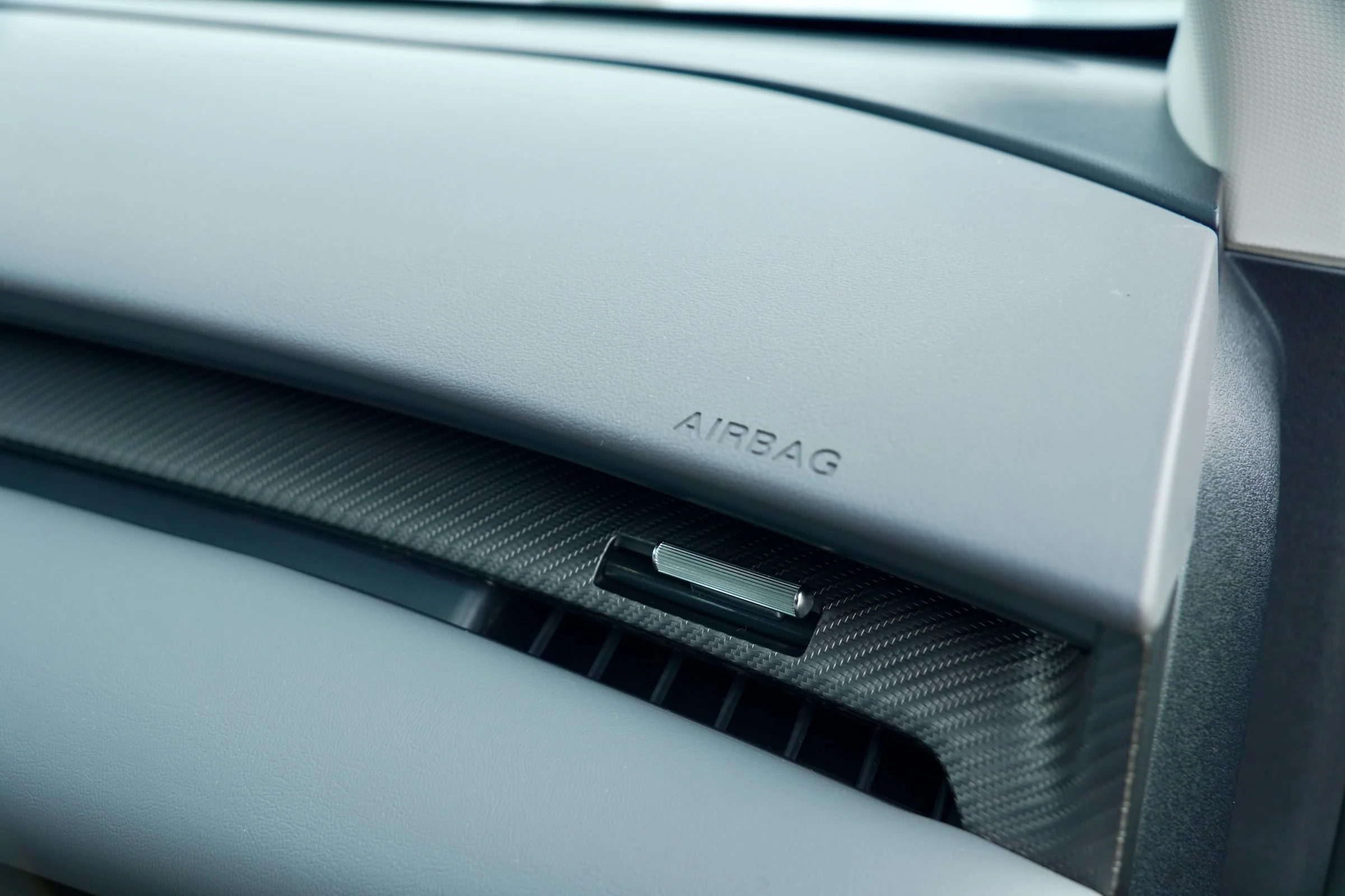 DUEL MGS5 EV vs Omoda 5 EV 295