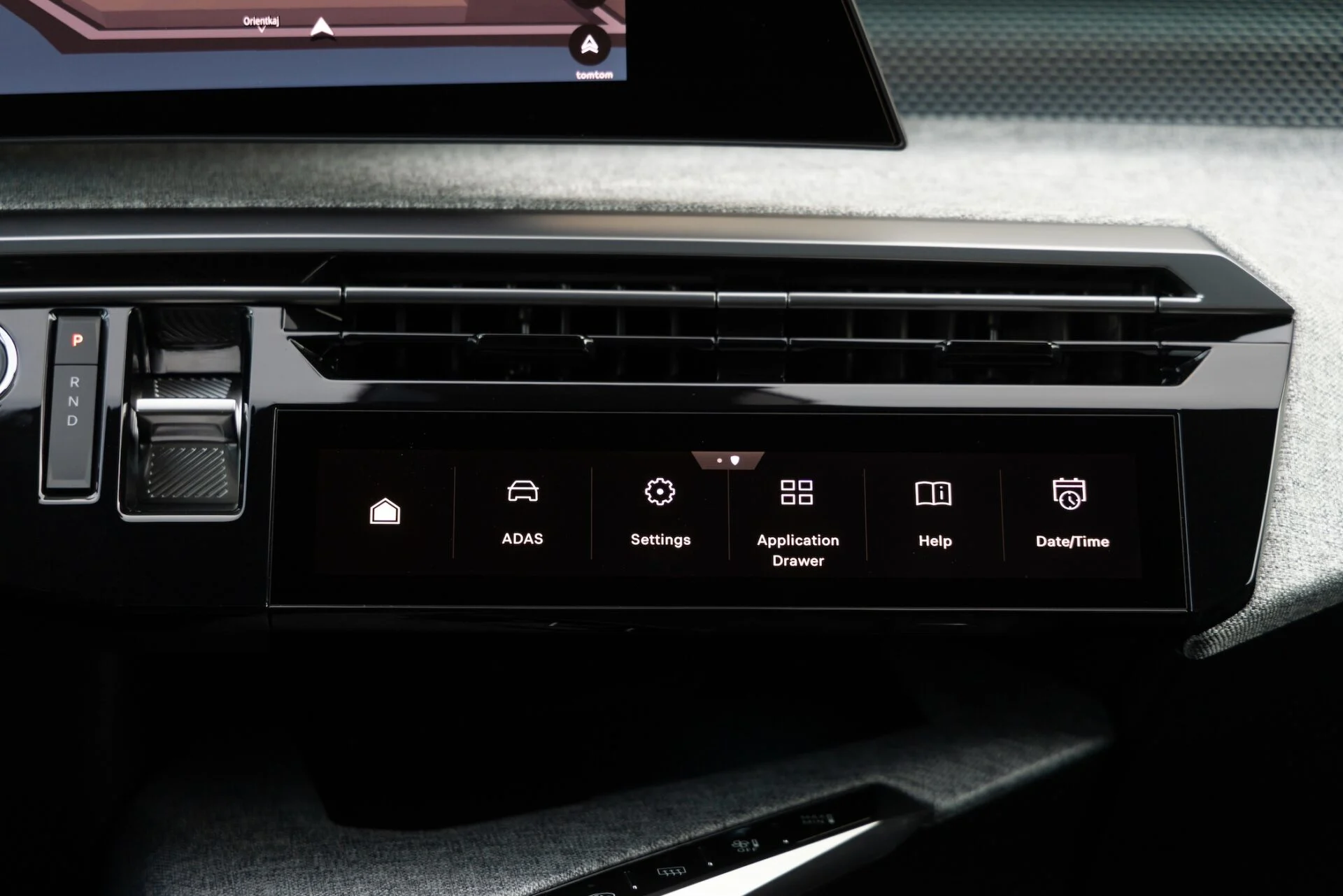 PEUGEOT_E5008TESTDRIVE_2406TC0117