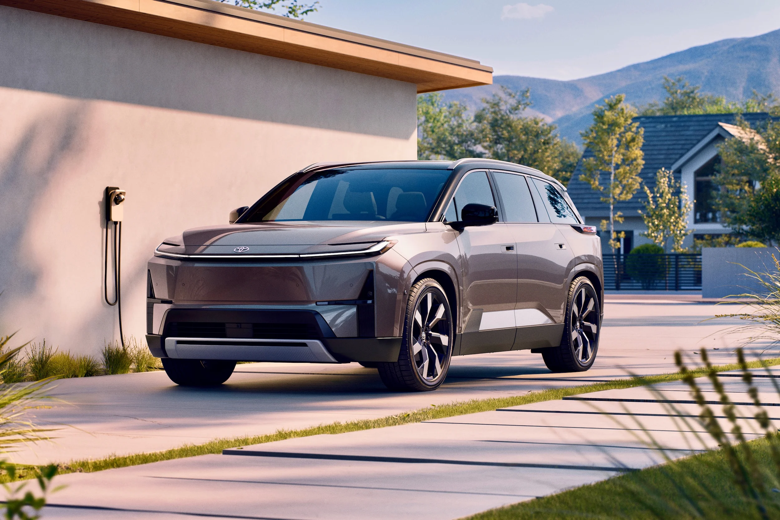 2027 Toyota Highlander Limited Spellbound2Tone 0018