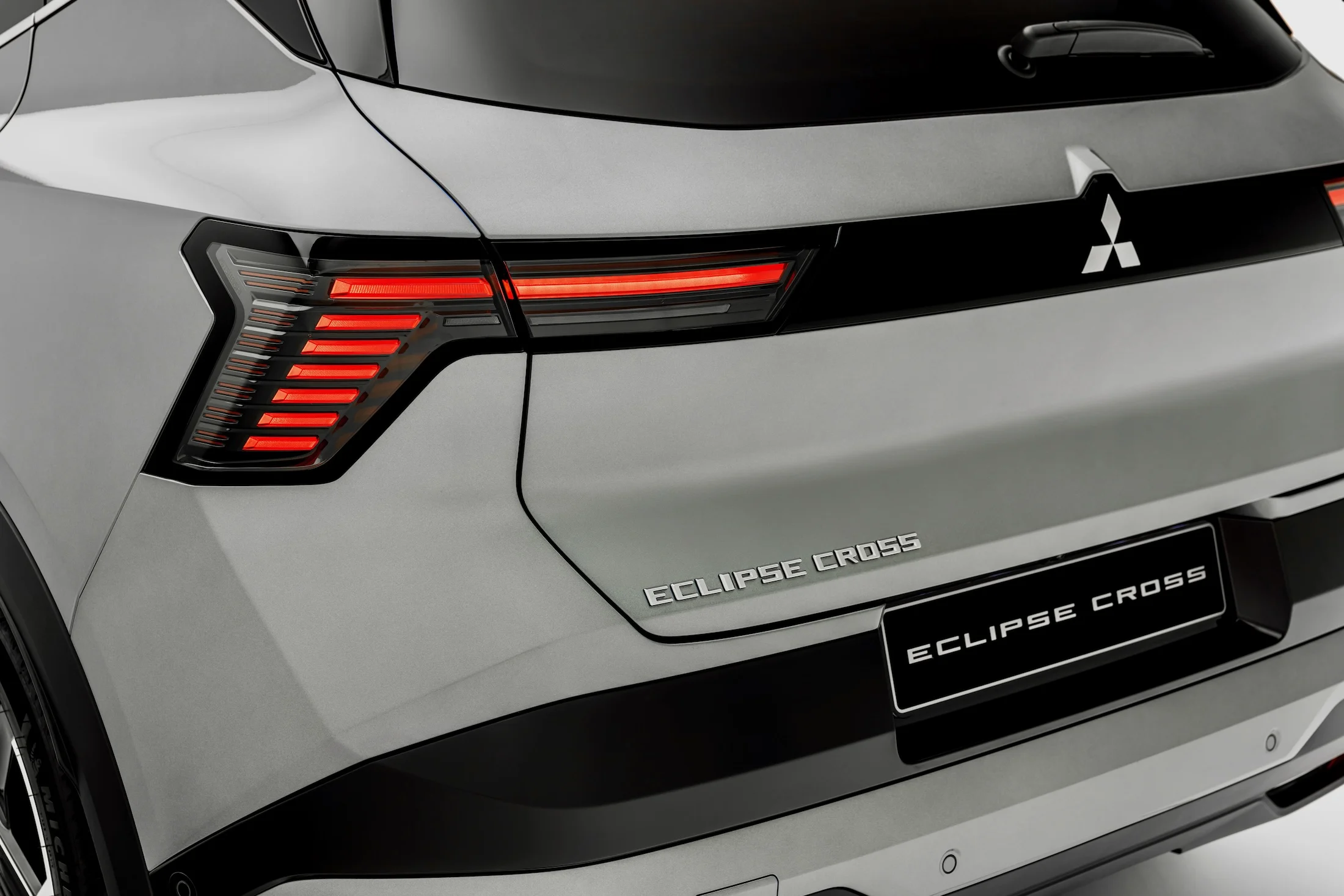 Eclipse Cross 021